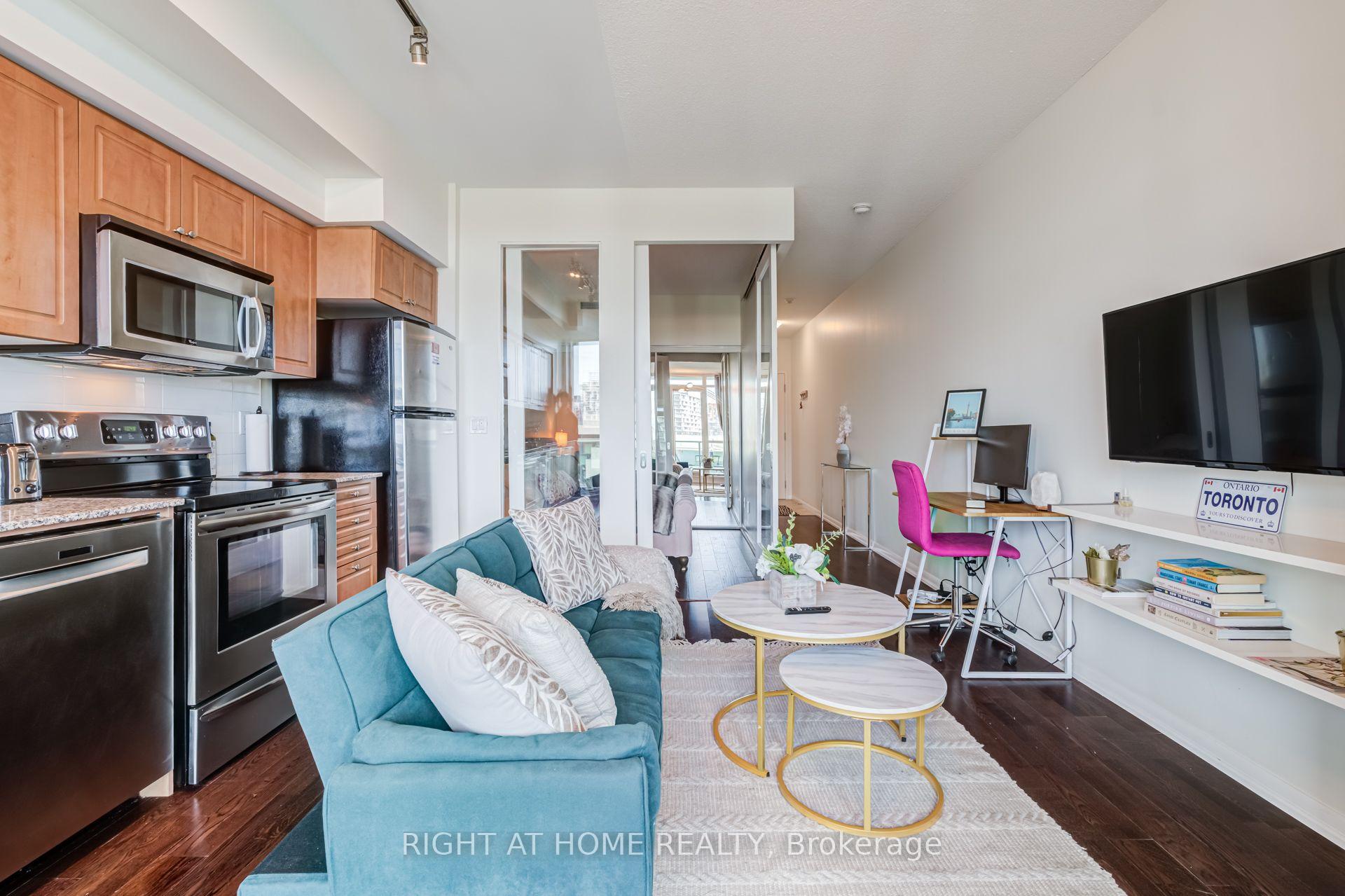 Photo 14 of Unit 771, 209 Fort York Boulevard, Toronto, Niagara — HOMEH