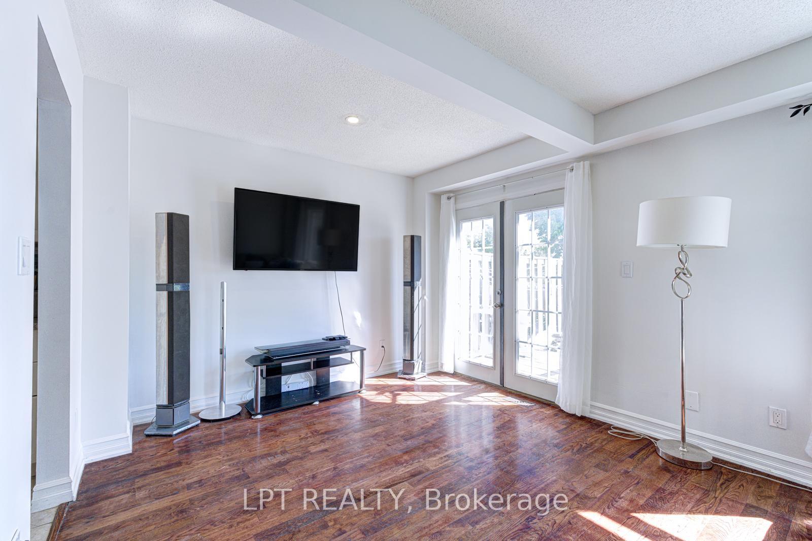 Photo 15 of 30 Dawson Road, Orangeville — HOMEH