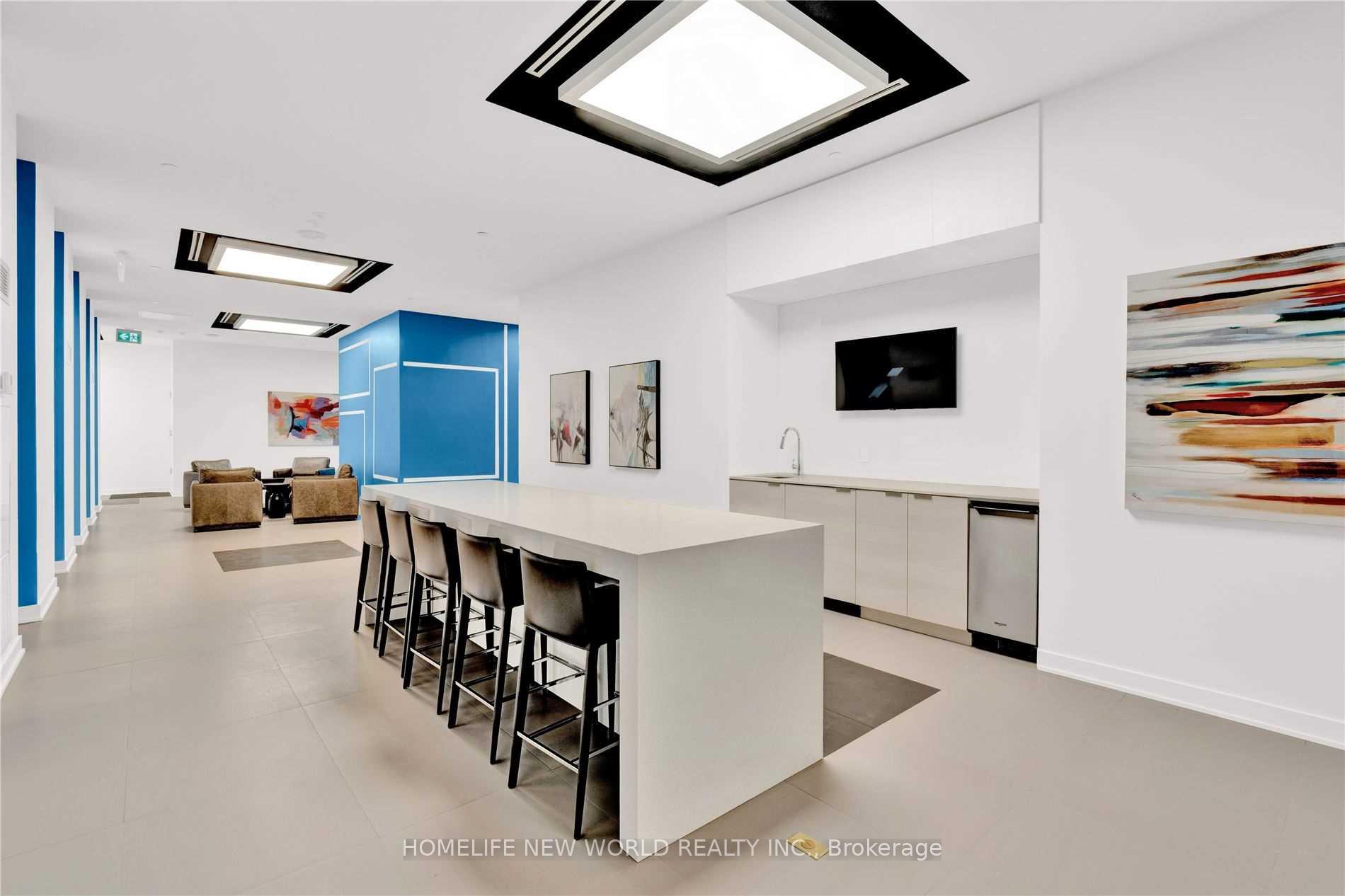 Photo 13 of Unit 613, 99 Broadway Avenue, Toronto, Mount Pleasant West — HOMEH