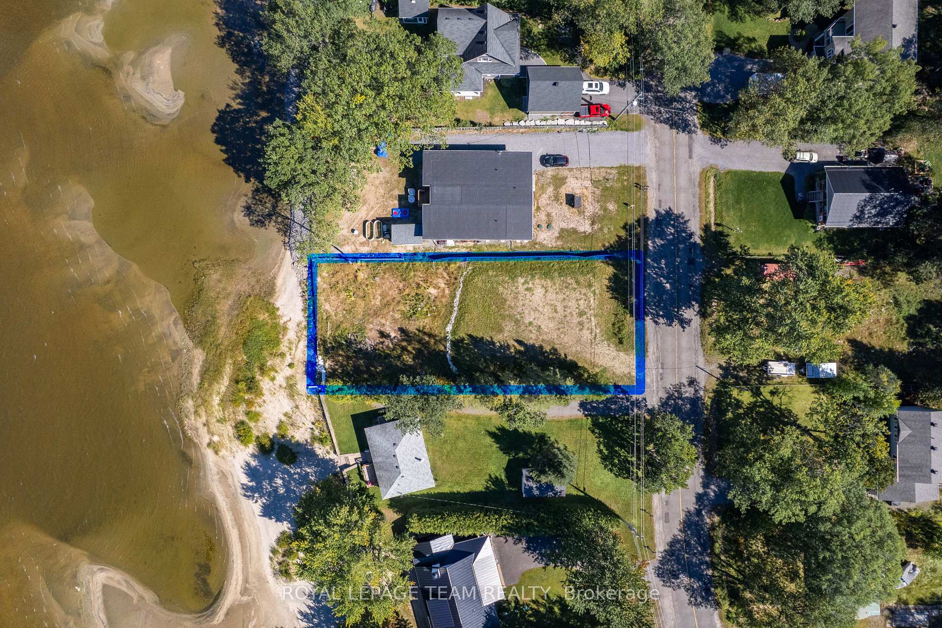 Photo of 794 Bayview Drive