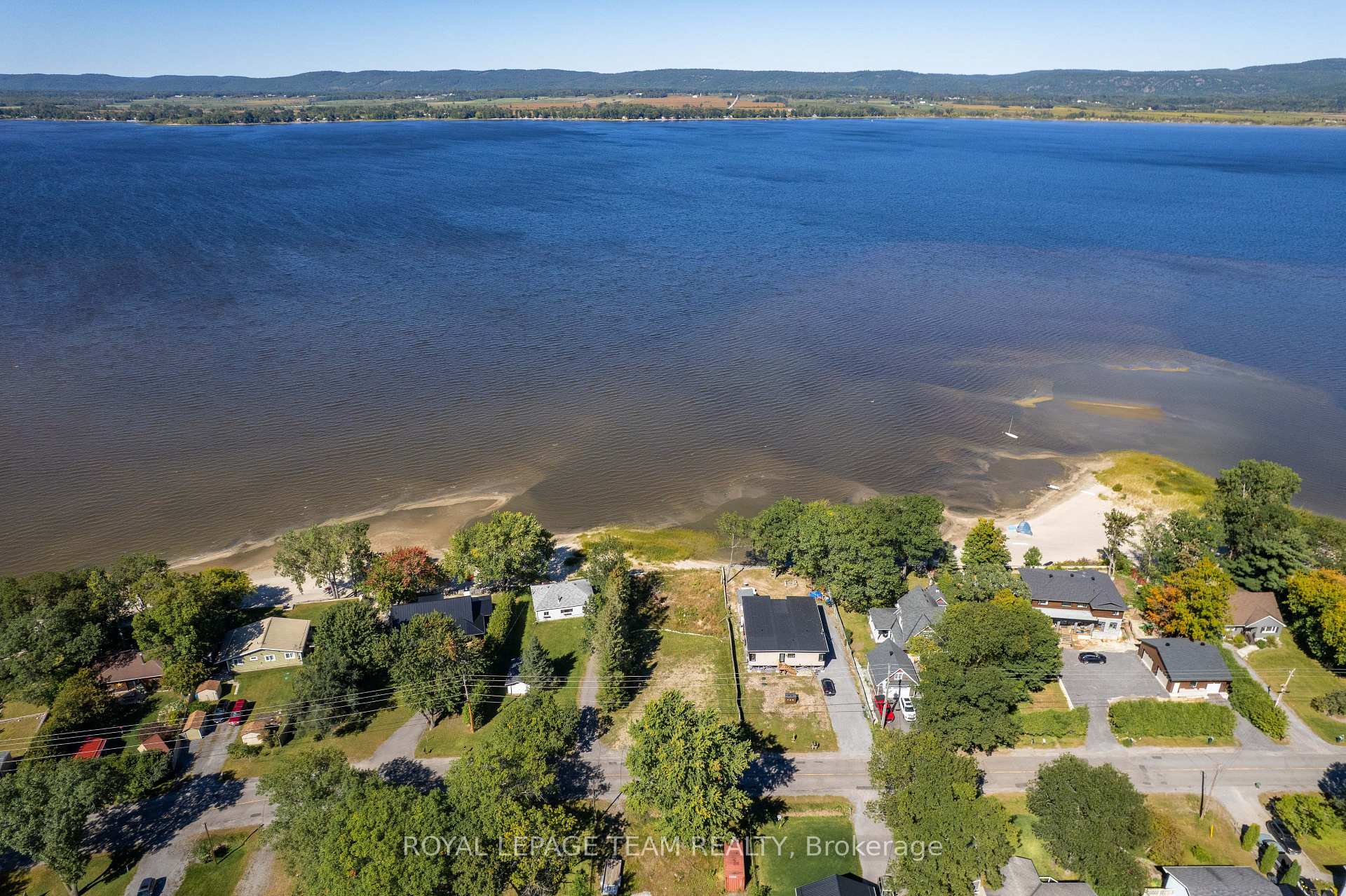 Photo 15 of 794 Bayview Drive, Ottawa, Constance Bay — HOMEH
