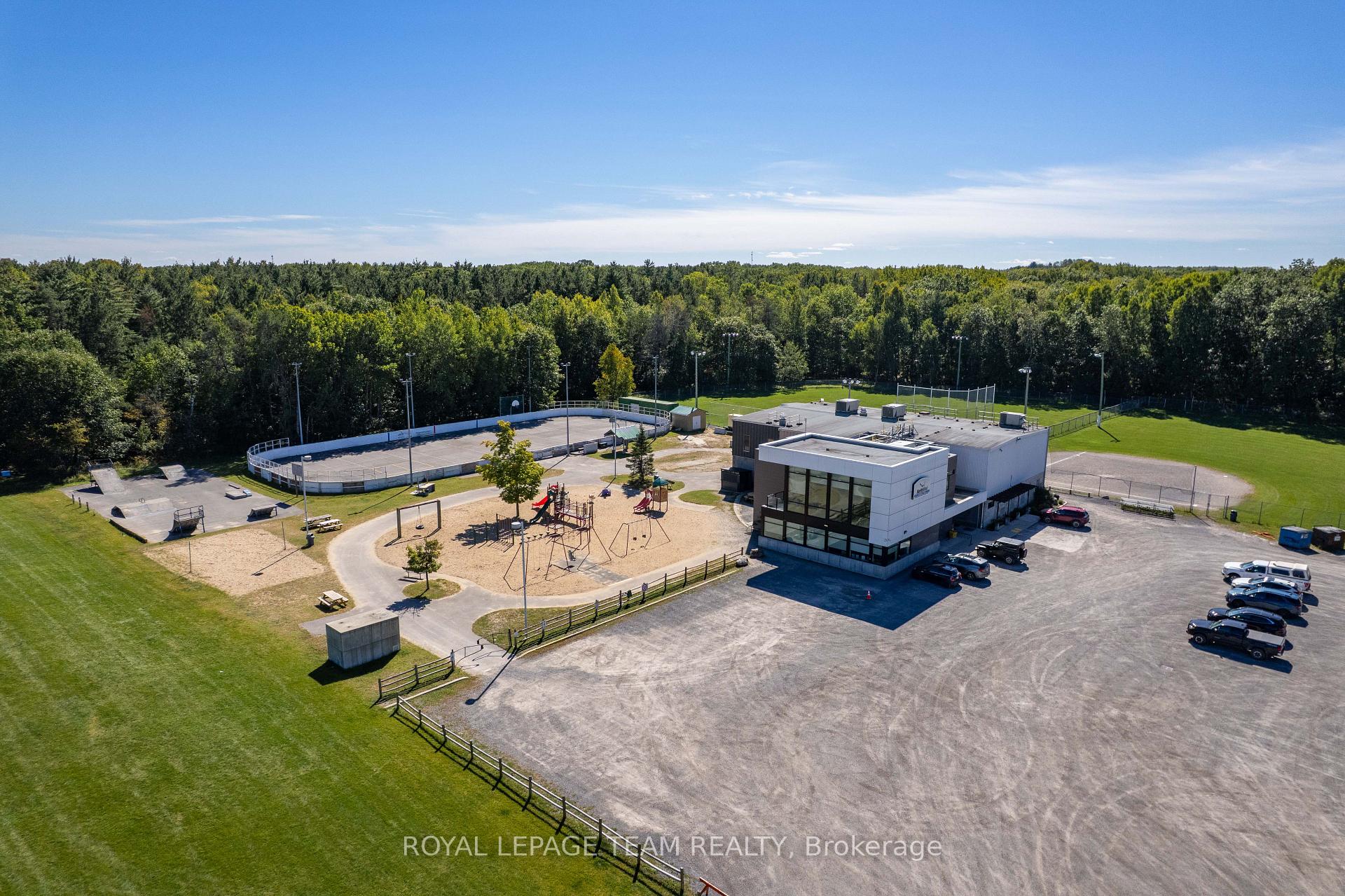 Photo 24 of 794 Bayview Drive, Ottawa, Constance Bay — HOMEH