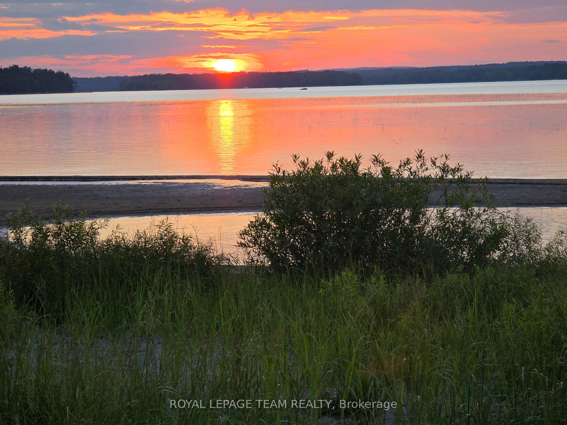 Photo 6 of 794 Bayview Drive, Ottawa, Constance Bay — HOMEH