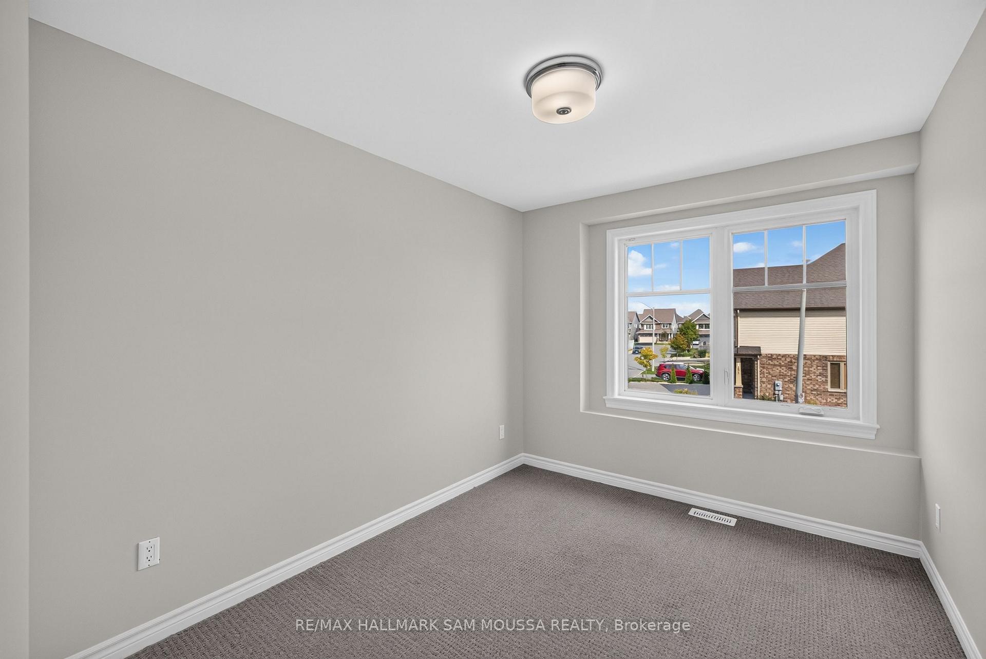 Photo 35 of 136 Lavatera Street, Ottawa, Blossom Park/Kemp Park/Findlay Creek — HOMEH