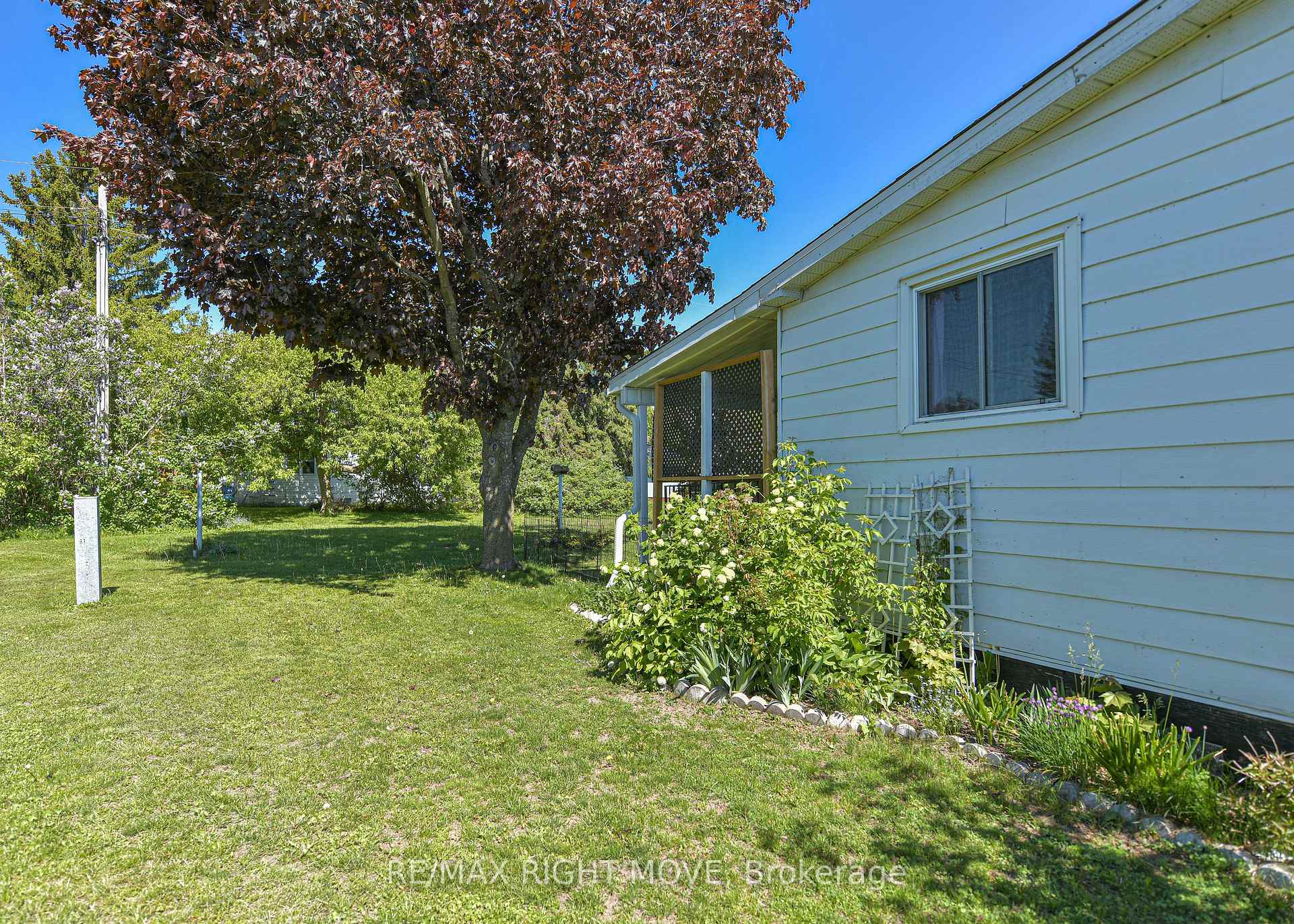 Photo 5 of 14 Muir Drive, Oro-Medonte, Rural Oro-Medonte — HOMEH