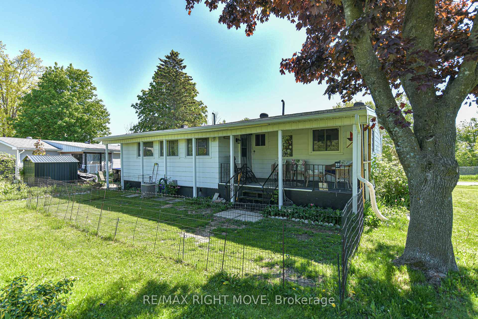 Photo 7 of 14 Muir Drive, Oro-Medonte, Rural Oro-Medonte — HOMEH