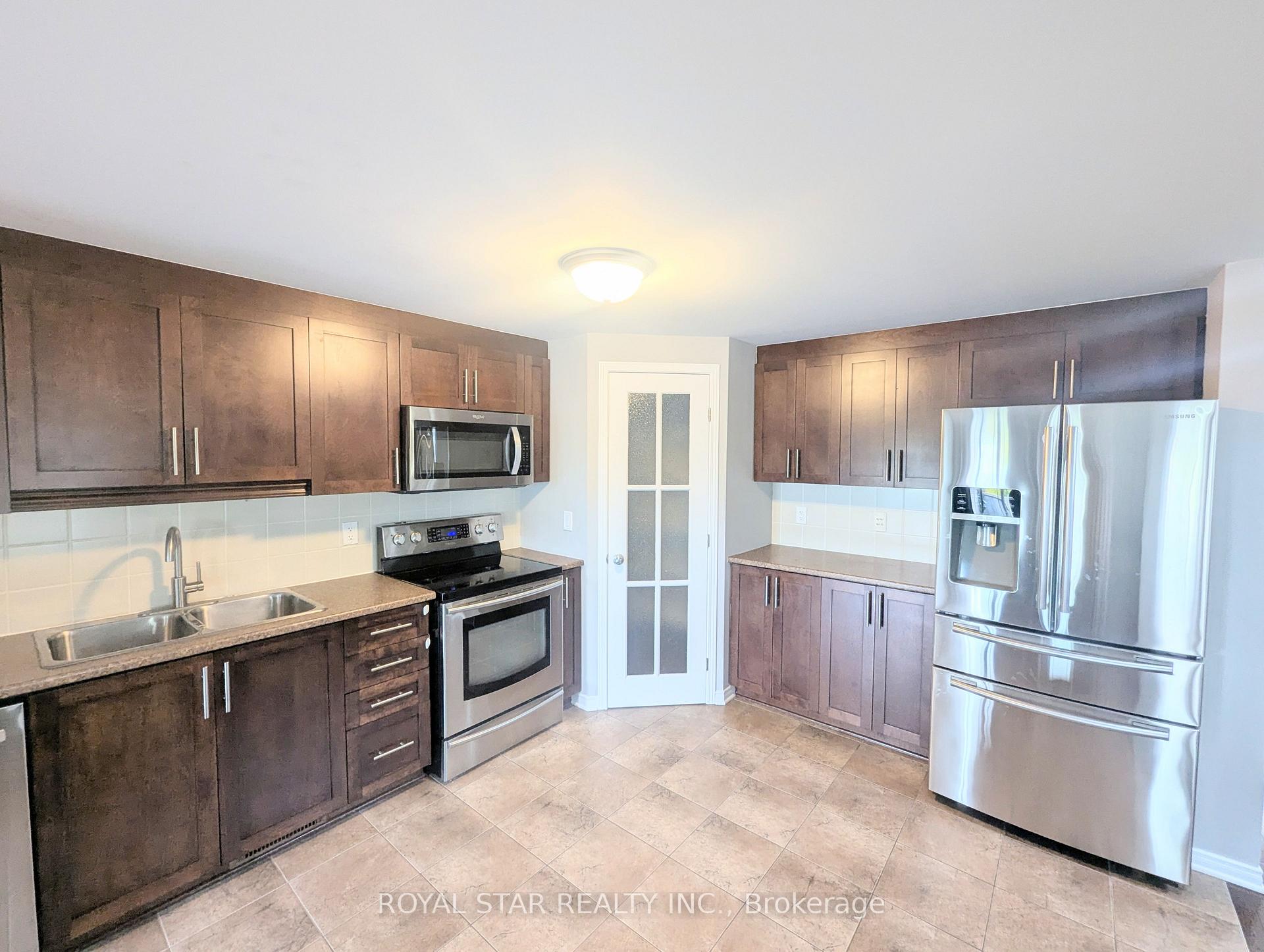 Photo 5 of 1543 Carronbridge Circle, Ottawa, Kanata - Emerald Meadows/Trailwest — HOMEH