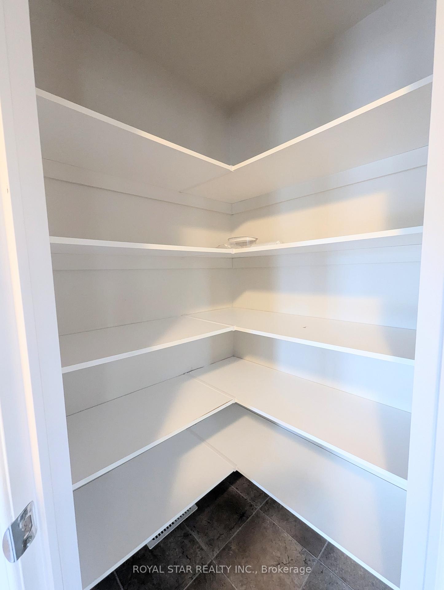 Photo 8 of 1543 Carronbridge Circle, Ottawa, Kanata - Emerald Meadows/Trailwest — HOMEH