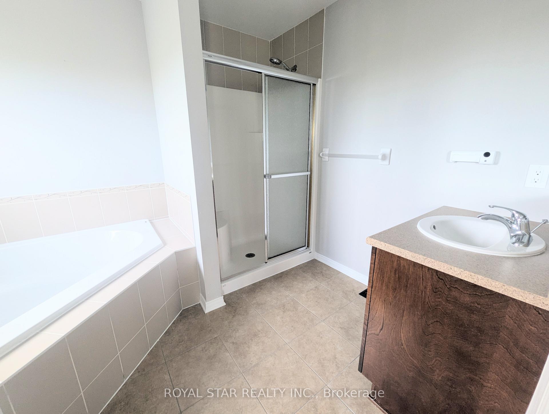 Photo 16 of 1543 Carronbridge Circle, Ottawa, Kanata - Emerald Meadows/Trailwest — HOMEH