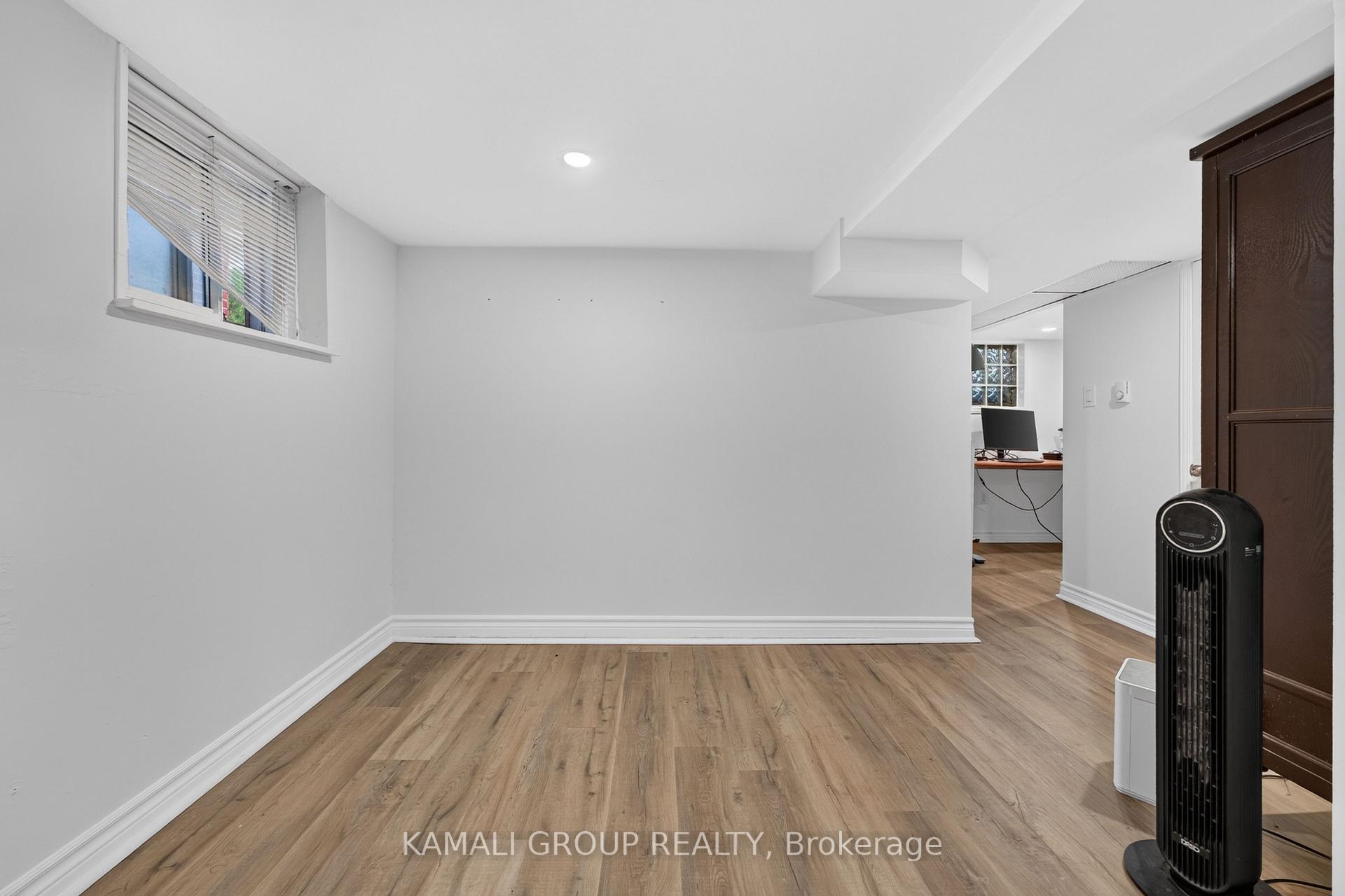 Photo 23 of 19 Belle Ayre Boulevard, Toronto, Mount Pleasant East — HOMEH