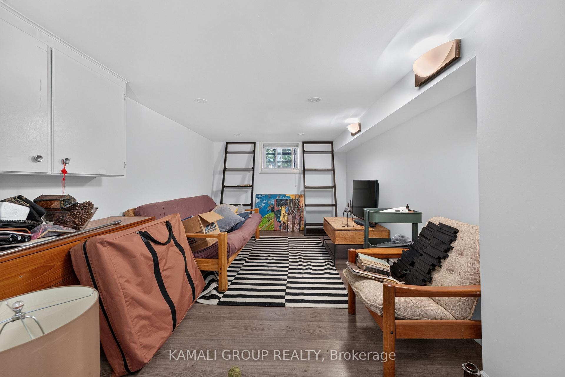 Photo 24 of 19 Belle Ayre Boulevard, Toronto, Mount Pleasant East — HOMEH