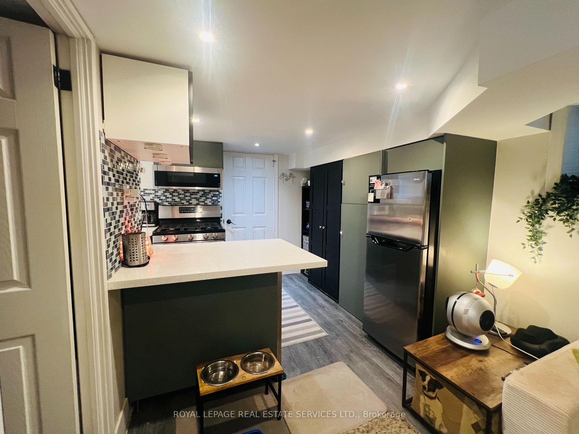 Photo 5 of Unit Lower, 263 Grace Street, Toronto, Palmerston-Little Italy — HOMEH
