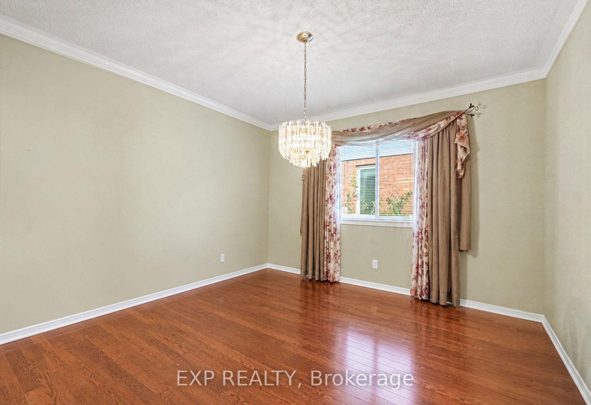 Photo 6 of 3033 Sable Ridge Drive, Ottawa, Upper Hunt Club — HOMEH