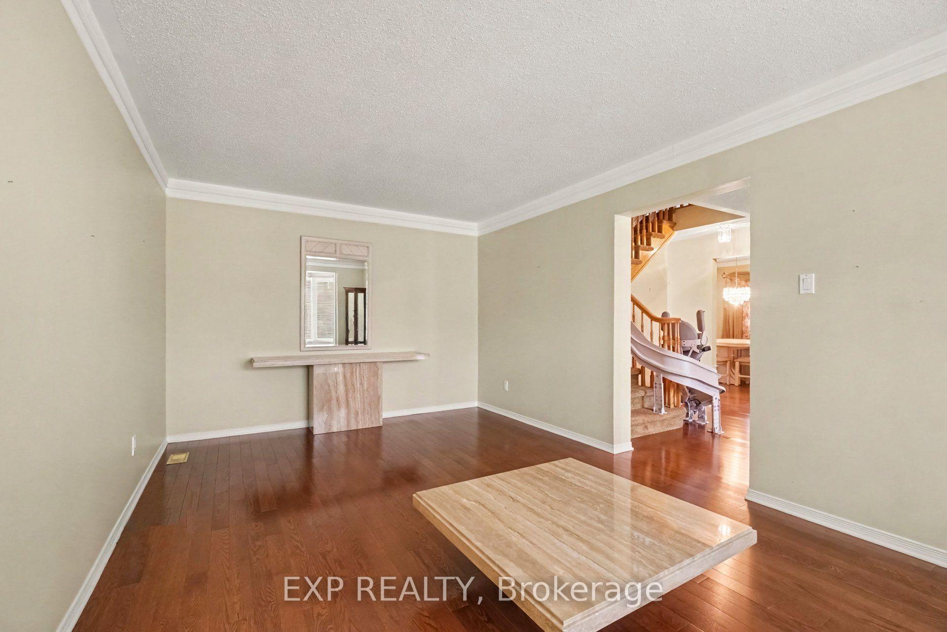 Photo 9 of 3033 Sable Ridge Drive, Ottawa, Upper Hunt Club — HOMEH
