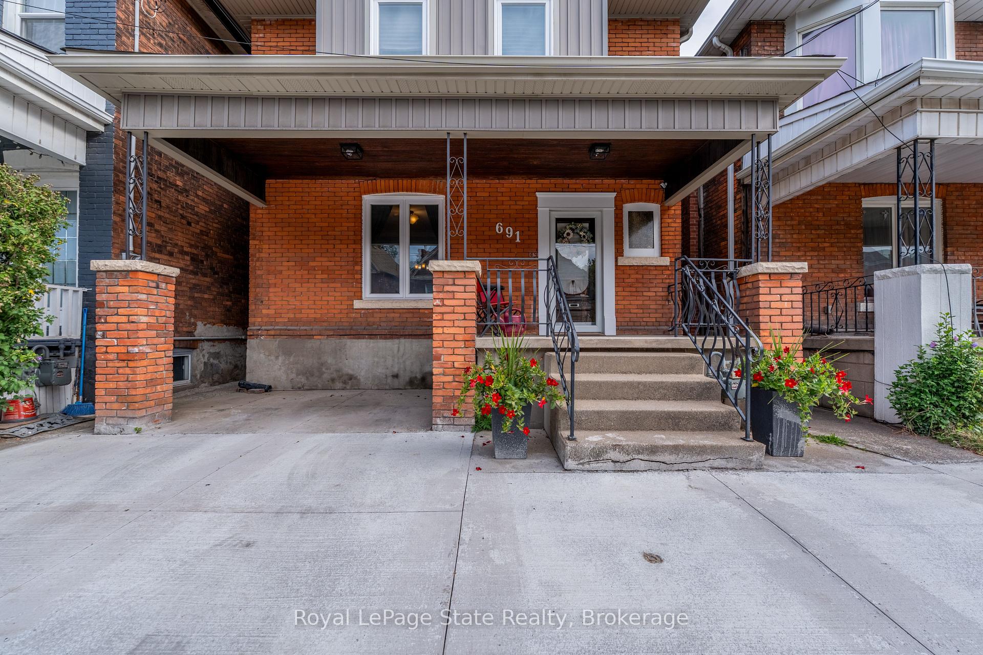 Photo 2 of 691 Wilson Street, Hamilton, Gibson — HOMEH