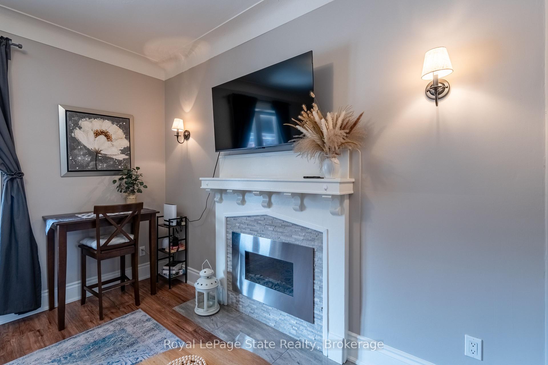Photo 9 of 691 Wilson Street, Hamilton, Gibson — HOMEH