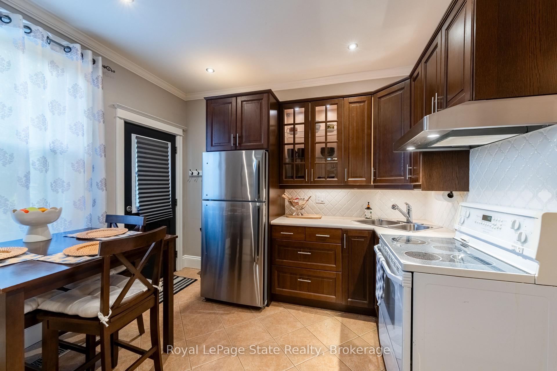 Photo 14 of 691 Wilson Street, Hamilton, Gibson — HOMEH