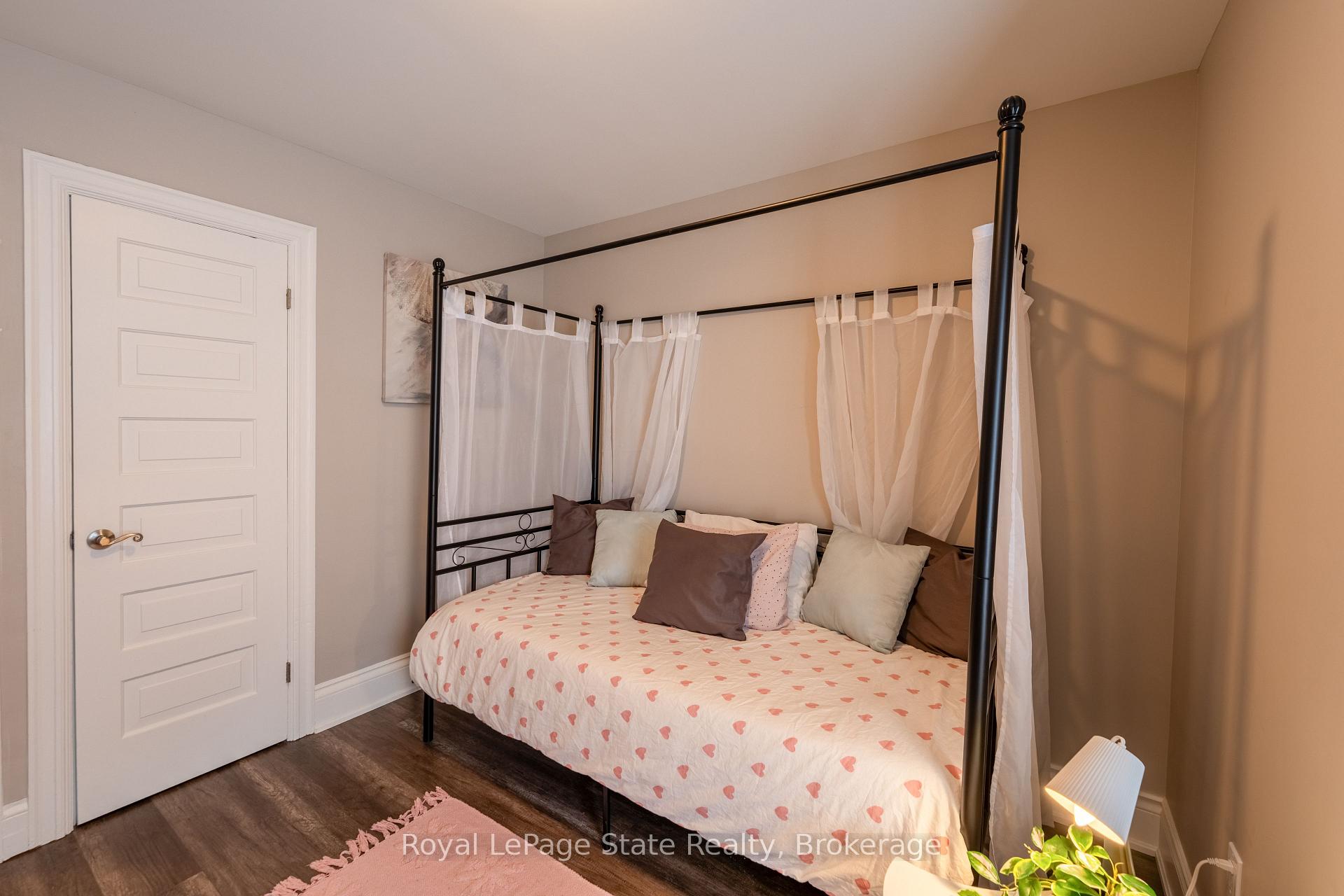 Photo 25 of 691 Wilson Street, Hamilton, Gibson — HOMEH