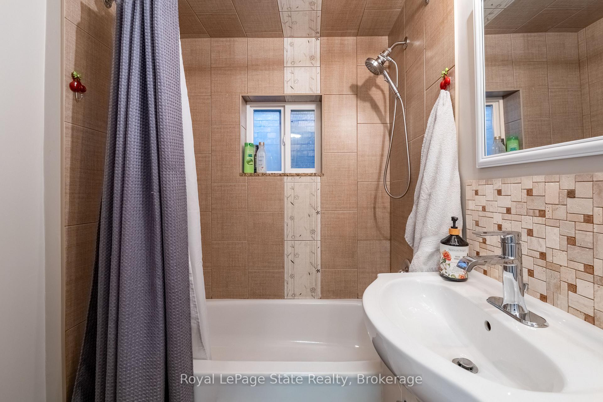 Photo 26 of 691 Wilson Street, Hamilton, Gibson — HOMEH