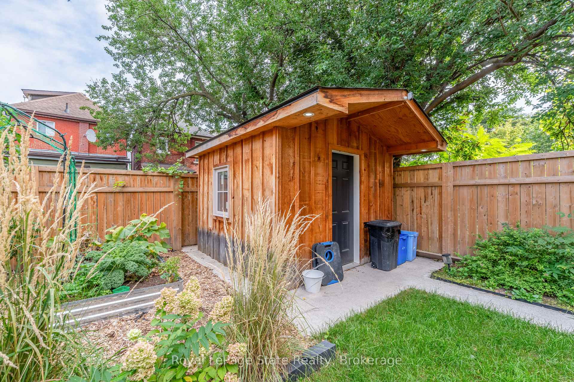 Photo 33 of 691 Wilson Street, Hamilton, Gibson — HOMEH