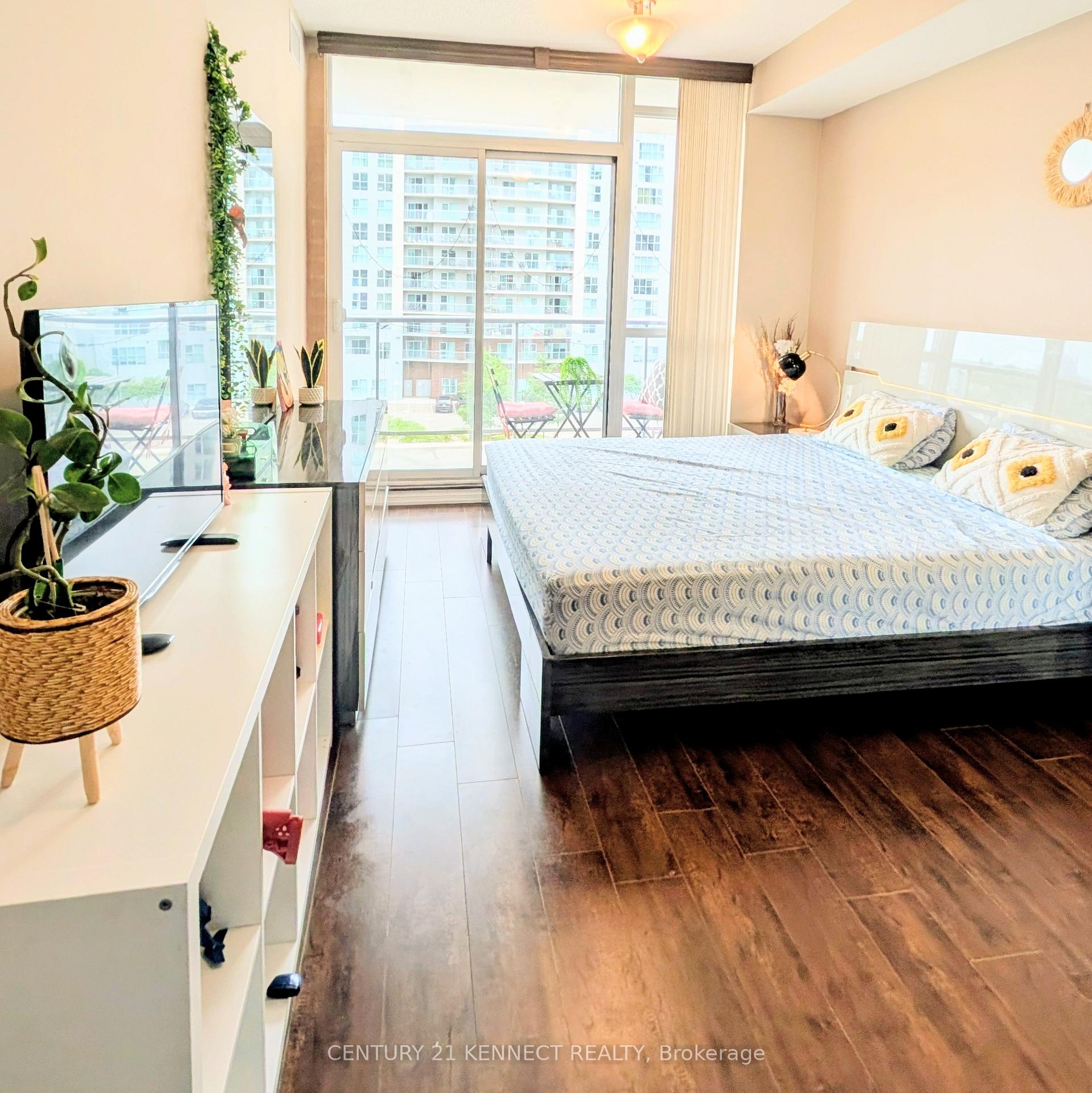 Photo 13 of Unit 614, 1328 Birchmount Road, Scarborough, Wexford-Maryvale — HOMEH
