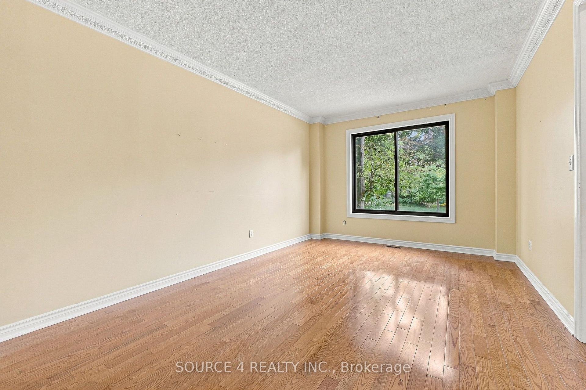 Photo 6 of 1805 Glenvista Drive, Oakville, Wedgewood Creek — HOMEH