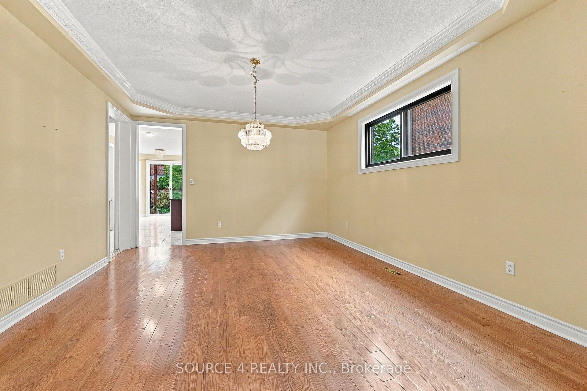 Photo 8 of 1805 Glenvista Drive, Oakville, Wedgewood Creek — HOMEH