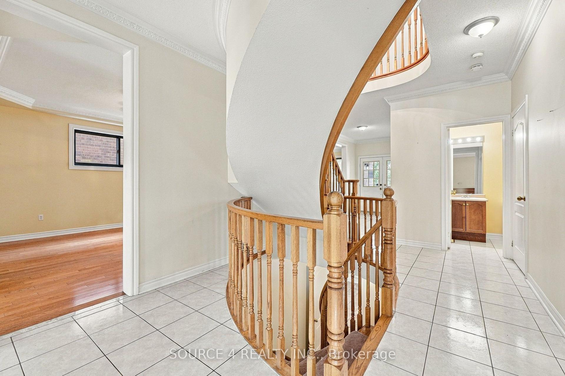 Photo 18 of 1805 Glenvista Drive, Oakville, Wedgewood Creek — HOMEH