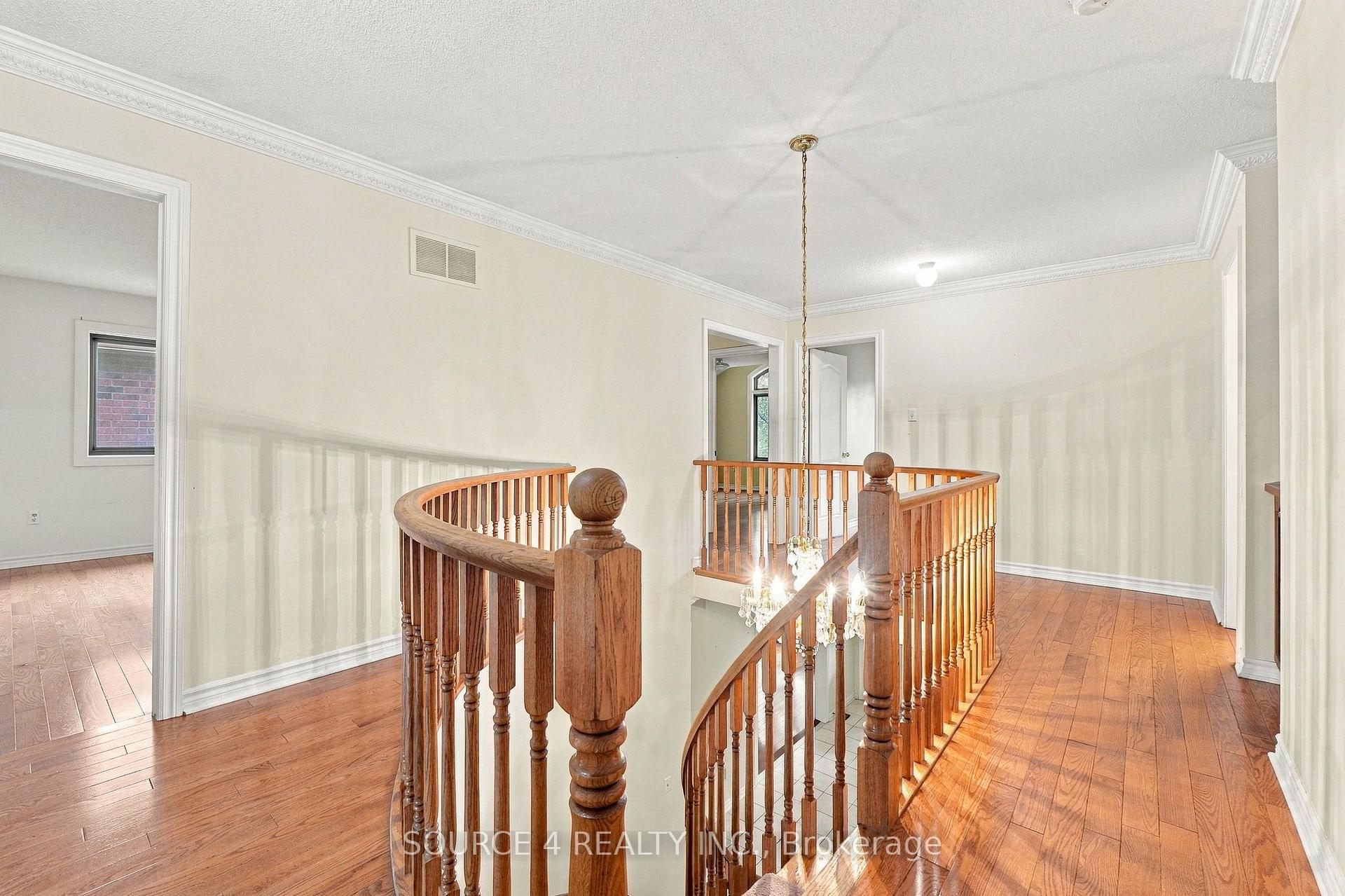 Photo 23 of 1805 Glenvista Drive, Oakville, Wedgewood Creek — HOMEH