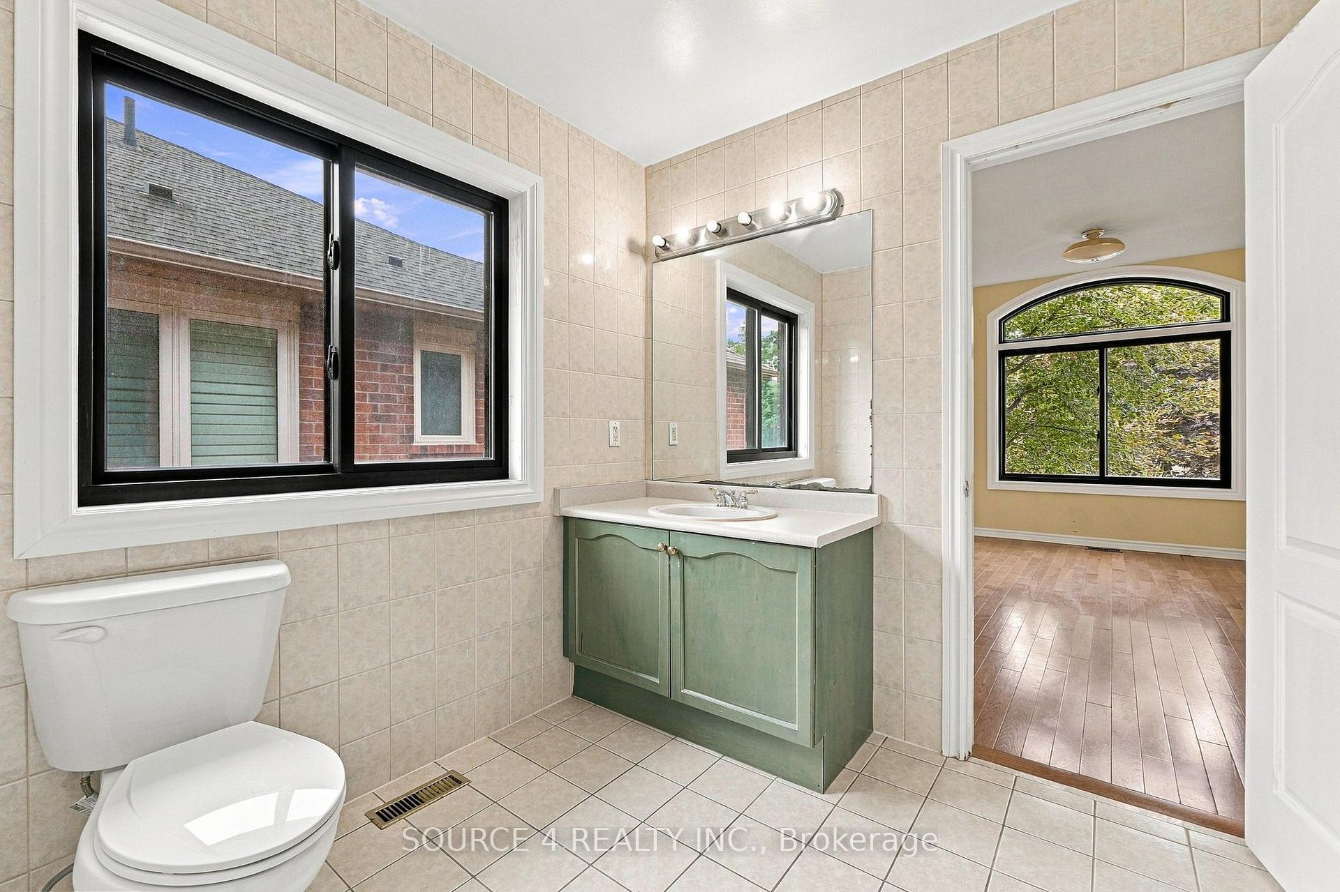 Photo 33 of 1805 Glenvista Drive, Oakville, Wedgewood Creek — HOMEH