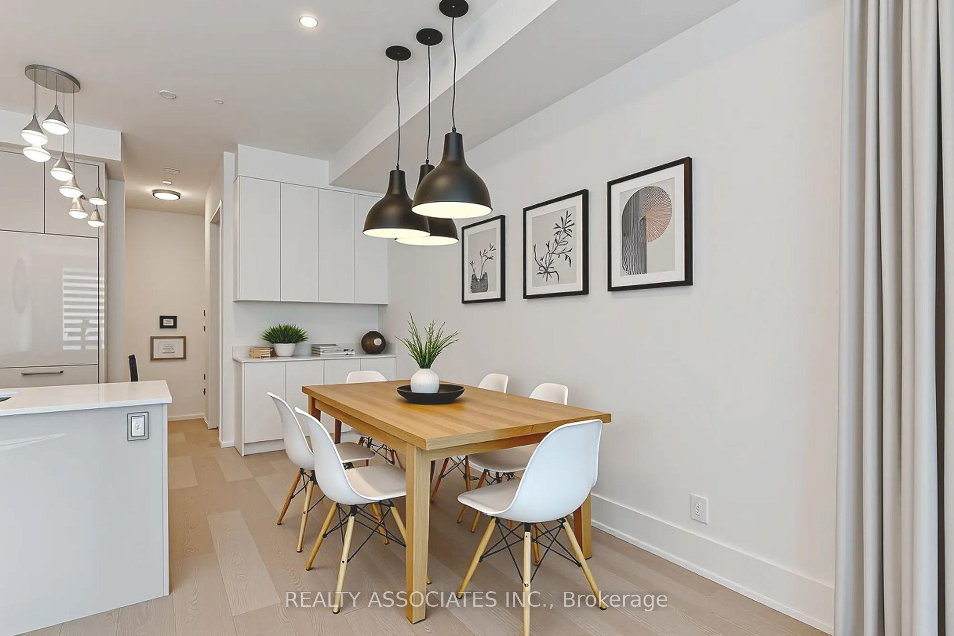 Photo 5 of Unit TH3, 270 Davenport Road, Toronto, The Annex — HOMEH