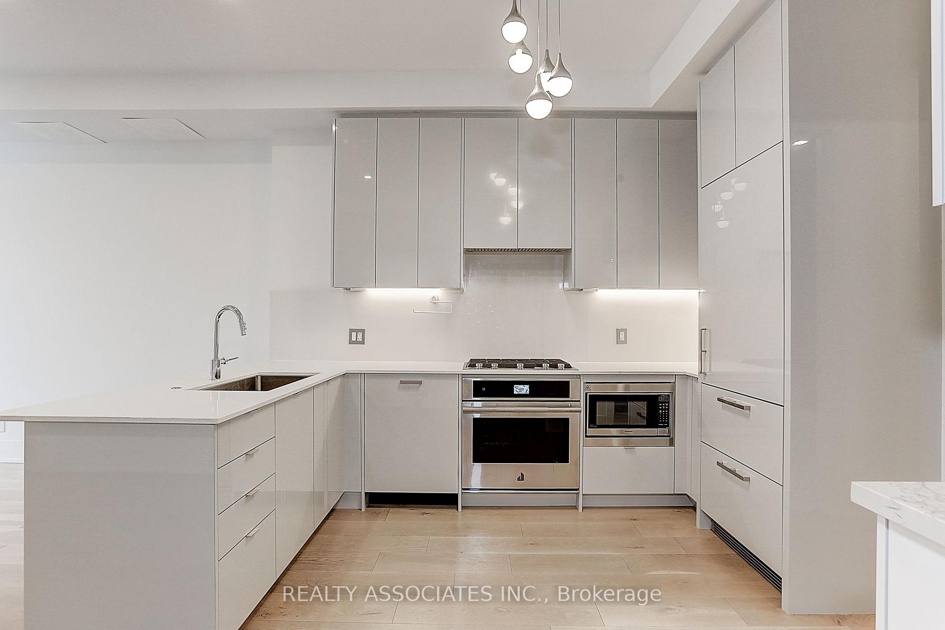 Photo 12 of Unit TH3, 270 Davenport Road, Toronto, The Annex — HOMEH