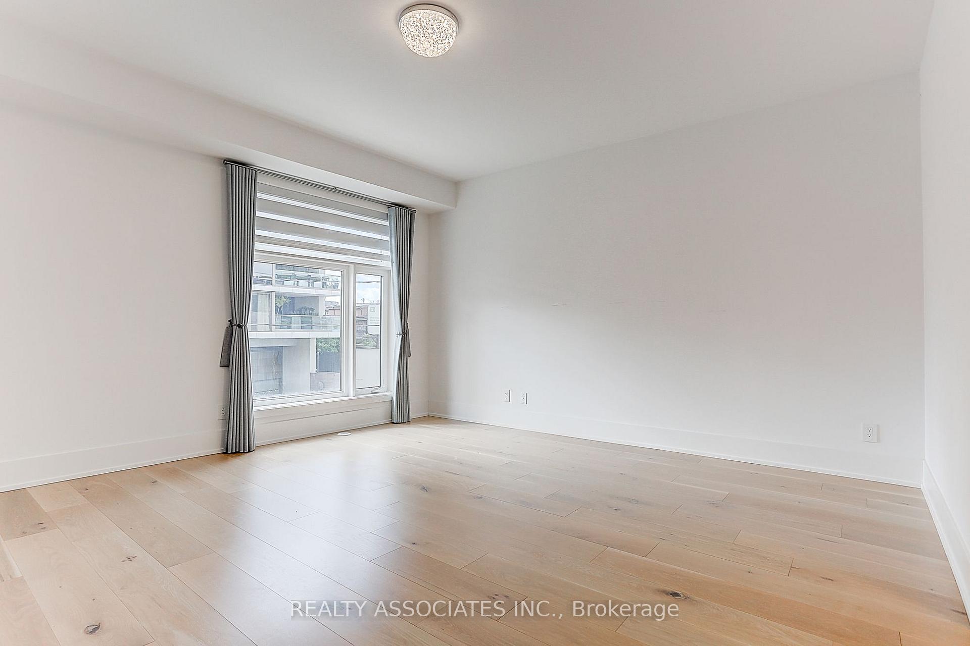 Photo 23 of Unit TH3, 270 Davenport Road, Toronto, The Annex — HOMEH