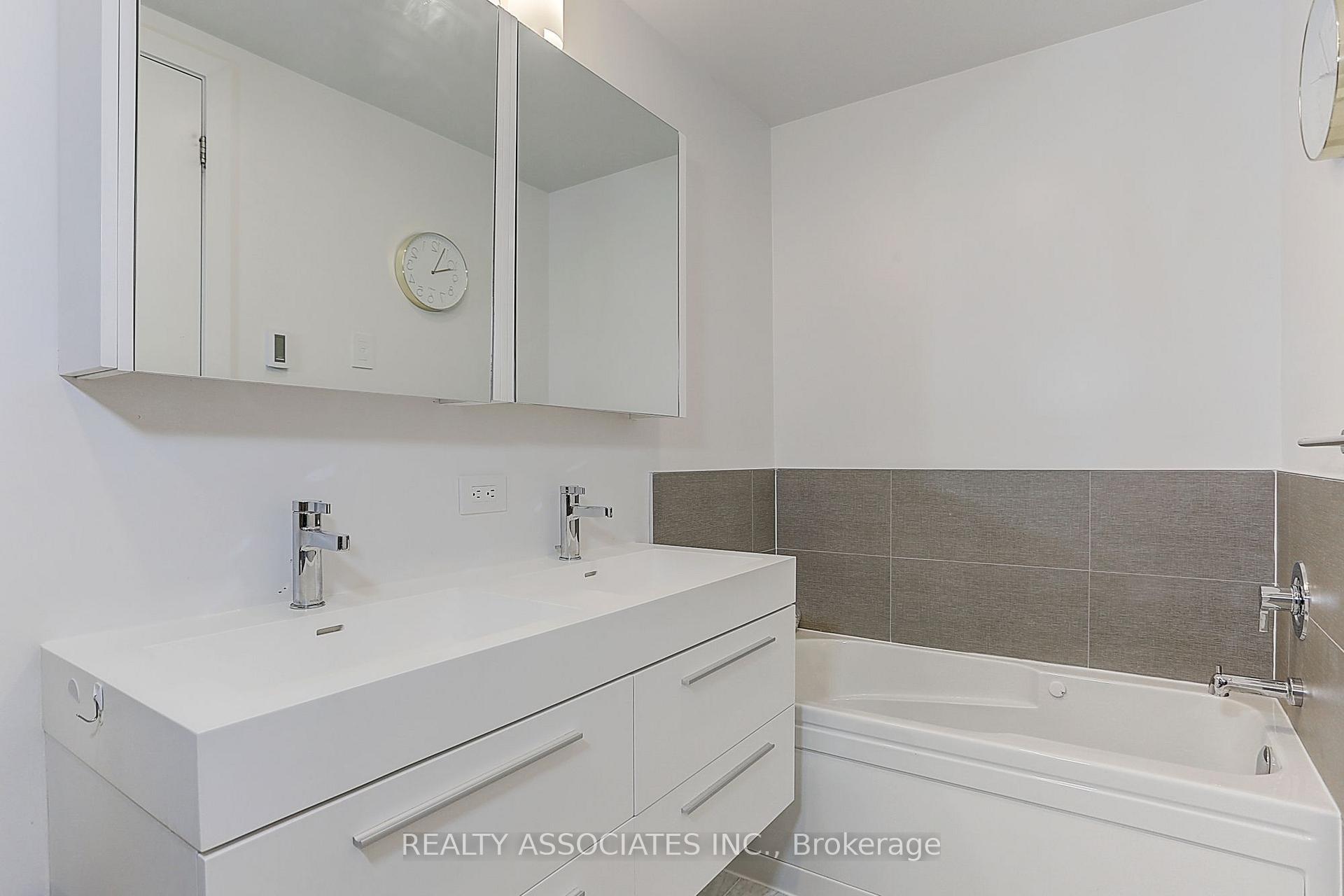 Photo 27 of Unit TH3, 270 Davenport Road, Toronto, The Annex — HOMEH