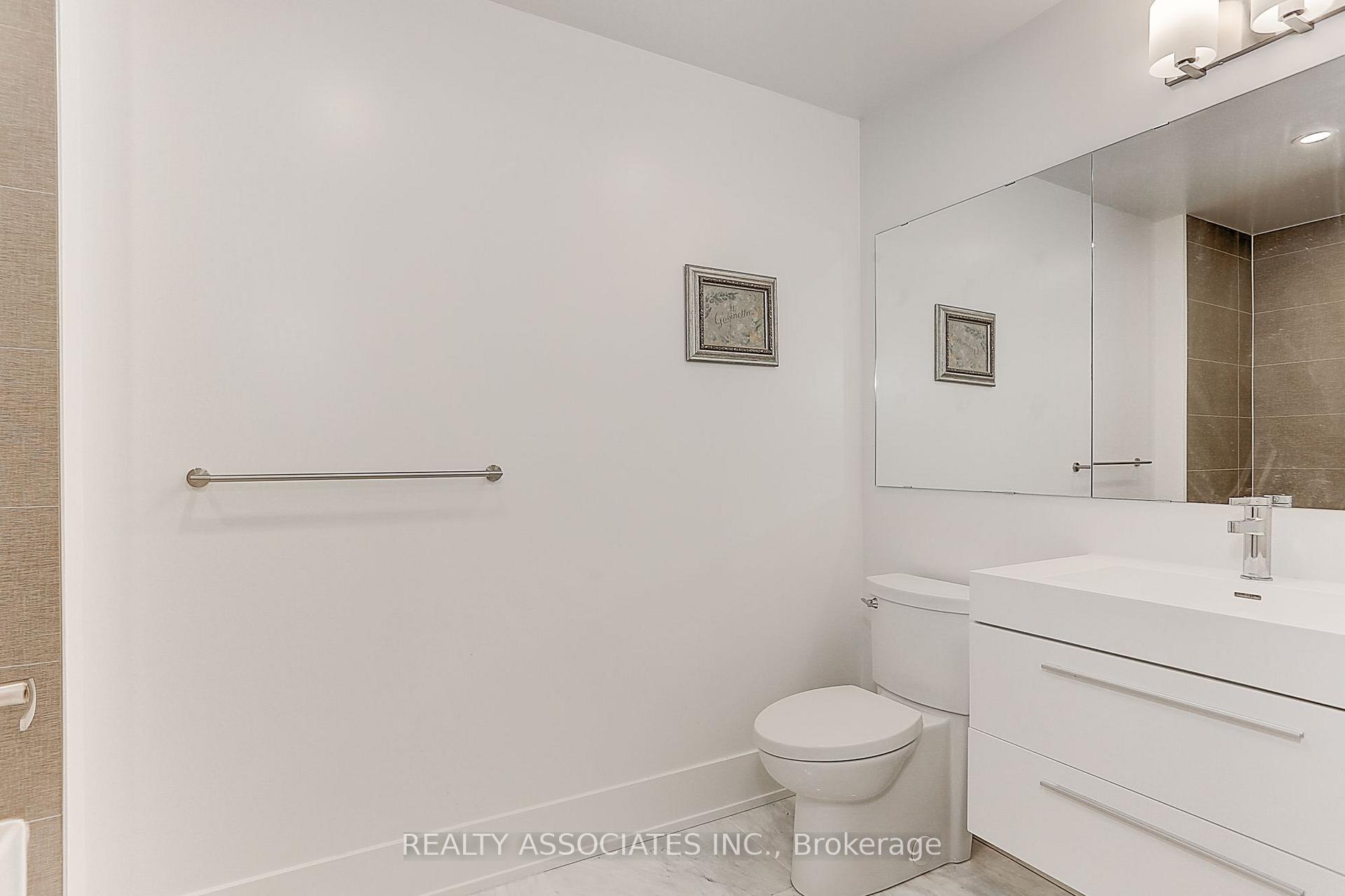 Photo 38 of Unit TH3, 270 Davenport Road, Toronto, The Annex — HOMEH