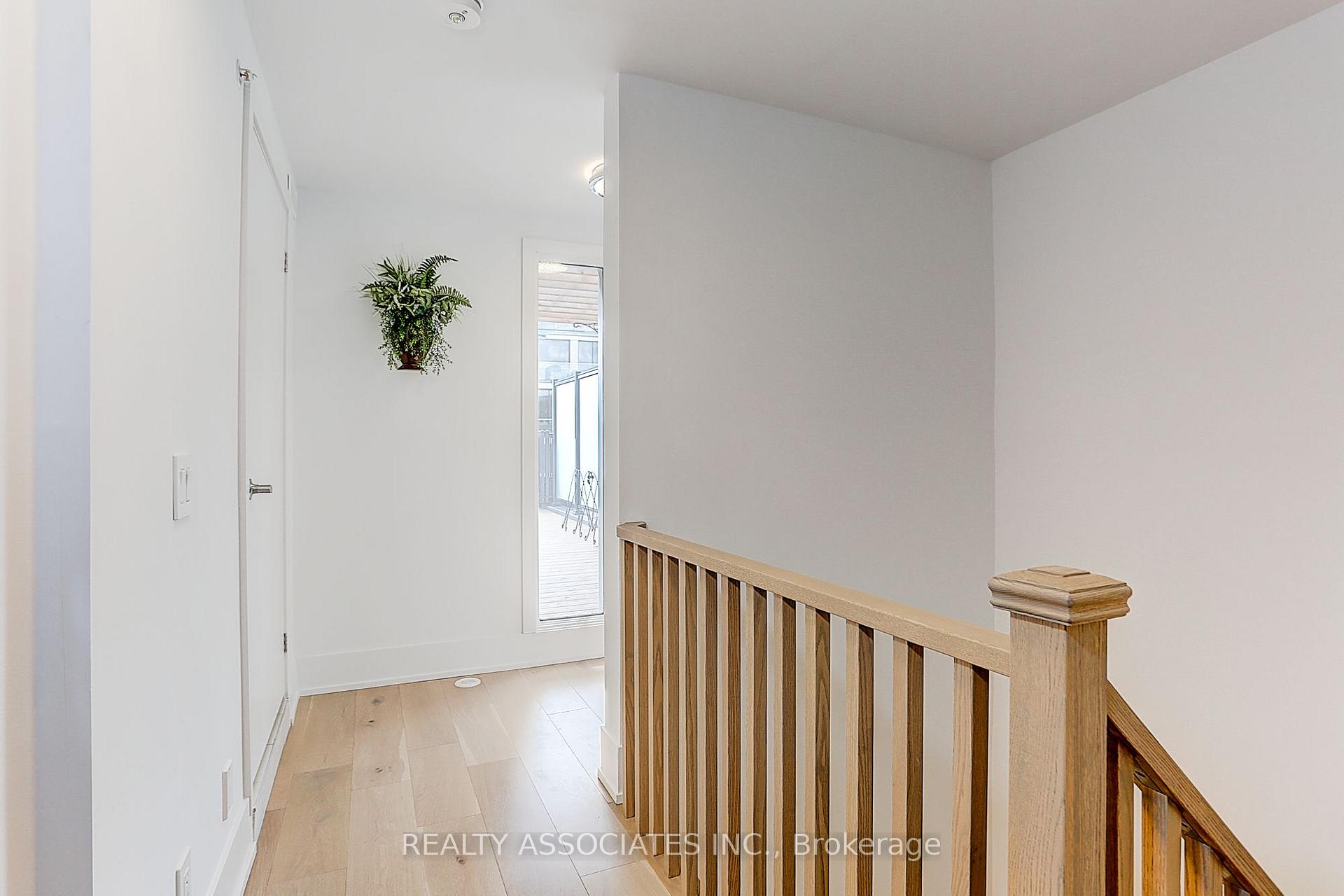 Photo 39 of Unit TH3, 270 Davenport Road, Toronto, The Annex — HOMEH