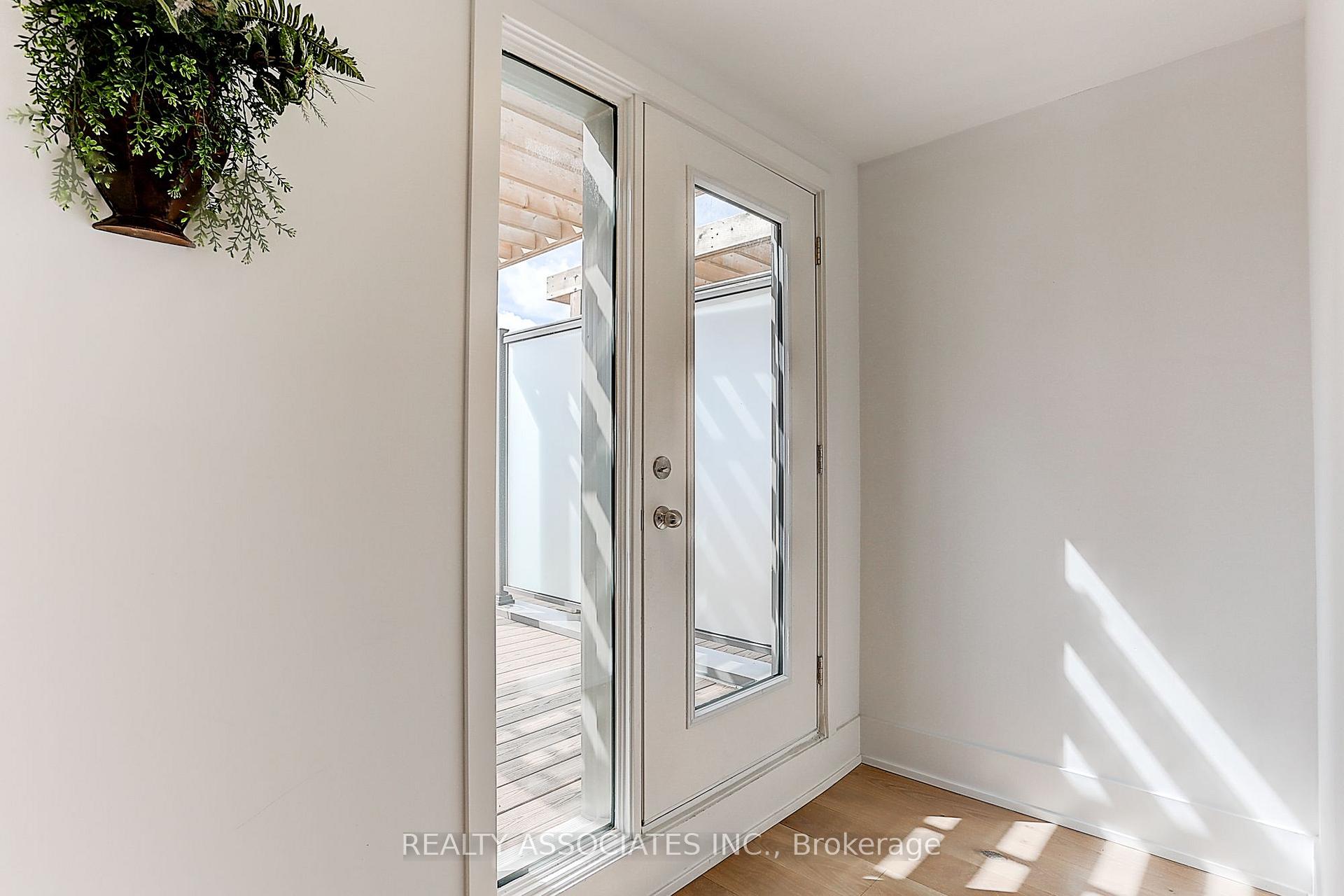 Photo 41 of Unit TH3, 270 Davenport Road, Toronto, The Annex — HOMEH