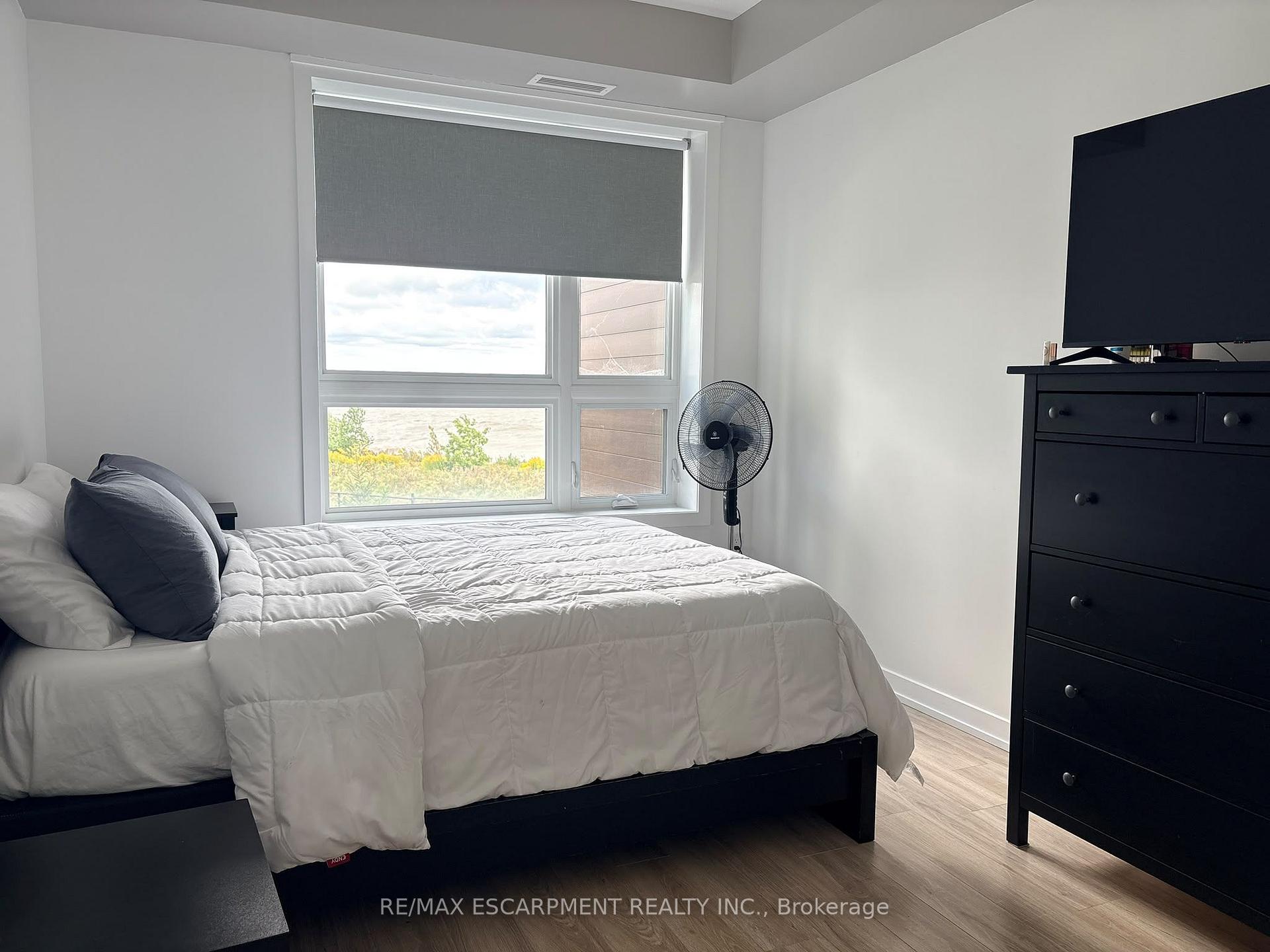 Photo 7 of Unit 231, 101 Shoreview Place, Hamilton, Lakeshore — HOMEH