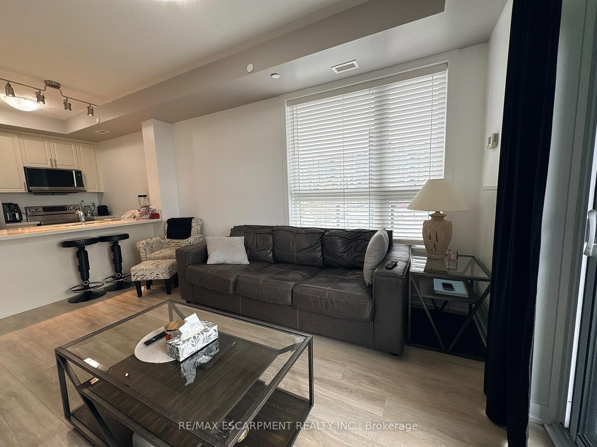 Photo 8 of Unit 231, 101 Shoreview Place, Hamilton, Lakeshore — HOMEH
