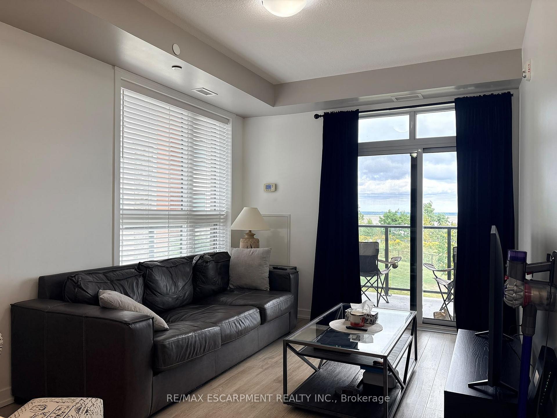 Photo 12 of Unit 231, 101 Shoreview Place, Hamilton, Lakeshore — HOMEH