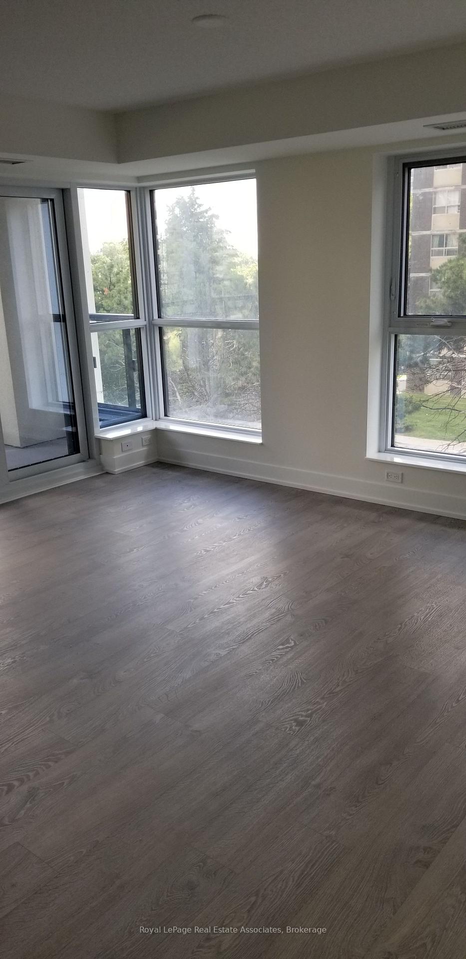 Photo 3 of Unit 324, 9 Mabelle Avenue, Etobicoke, Islington-City Centre West — HOMEH