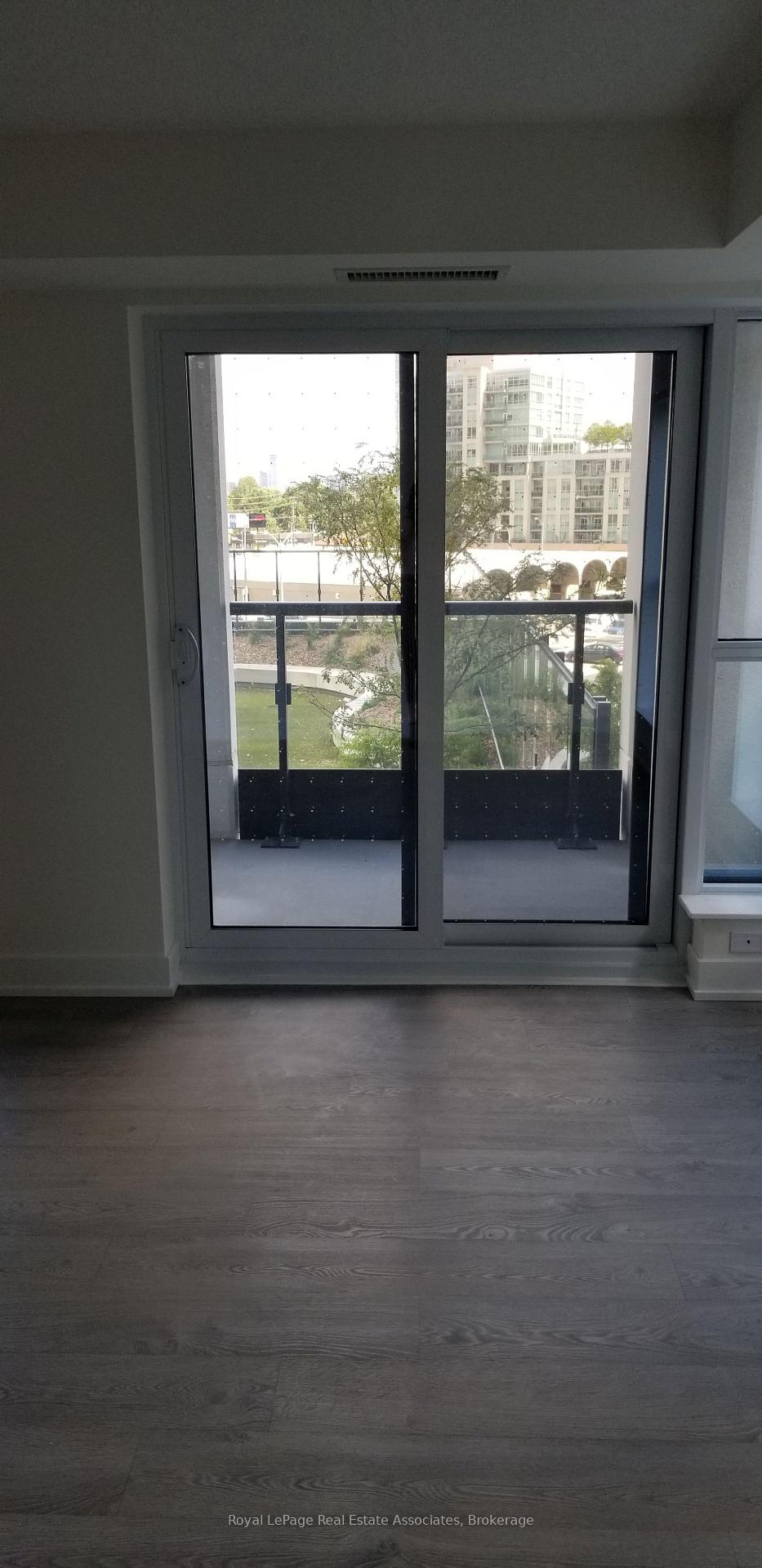 Photo 5 of Unit 324, 9 Mabelle Avenue, Etobicoke, Islington-City Centre West — HOMEH
