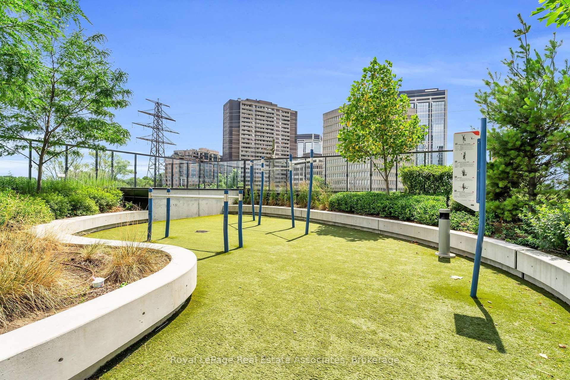 Photo 32 of Unit 324, 9 Mabelle Avenue, Etobicoke, Islington-City Centre West — HOMEH