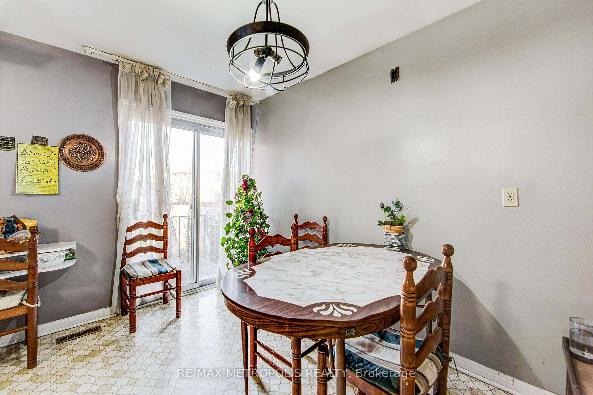 Photo 8 of 110 Stevenson Road, Etobicoke, Mount Olive-Silverstone-Jamestown — HOMEH