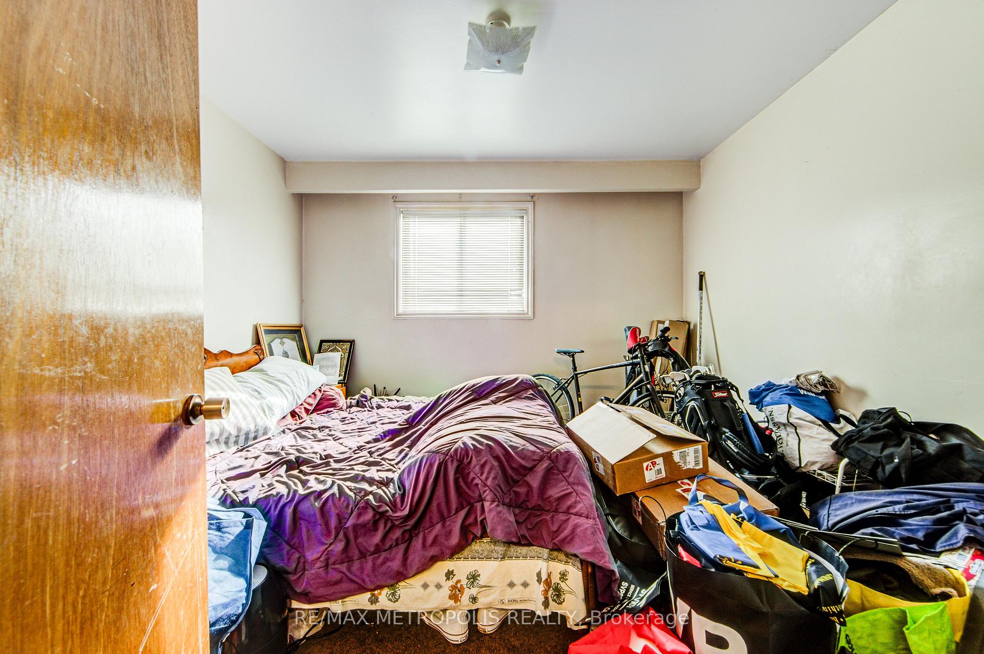 Photo 14 of 110 Stevenson Road, Etobicoke, Mount Olive-Silverstone-Jamestown — HOMEH