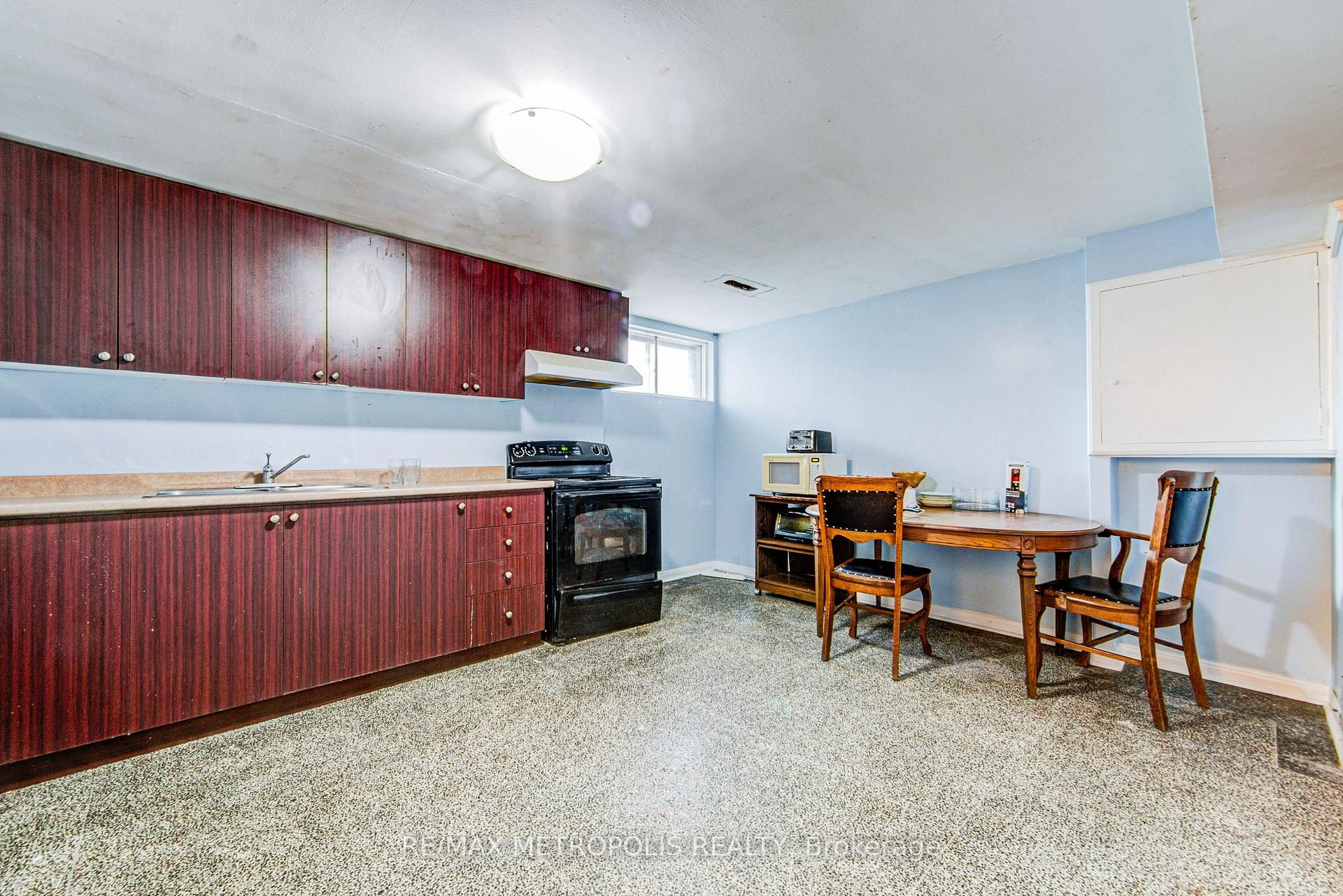 Photo 26 of 110 Stevenson Road, Etobicoke, Mount Olive-Silverstone-Jamestown — HOMEH