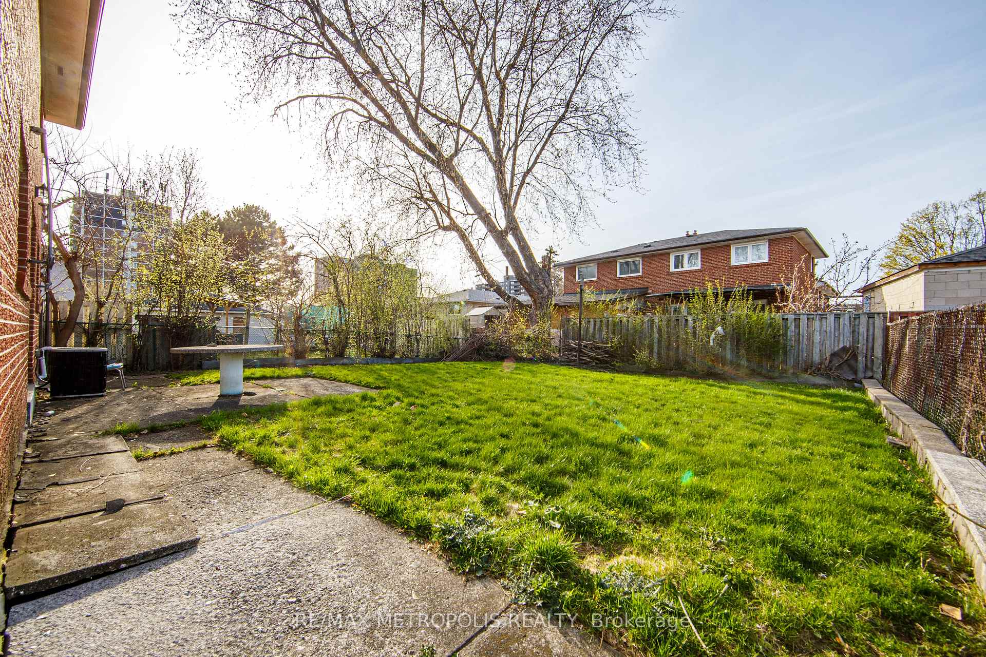 Photo 34 of 110 Stevenson Road, Etobicoke, Mount Olive-Silverstone-Jamestown — HOMEH