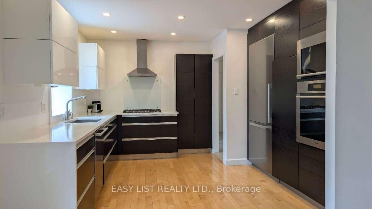 Photo 6 of 1895 Savoy Place, Ottawa, Braemar Park — HOMEH
