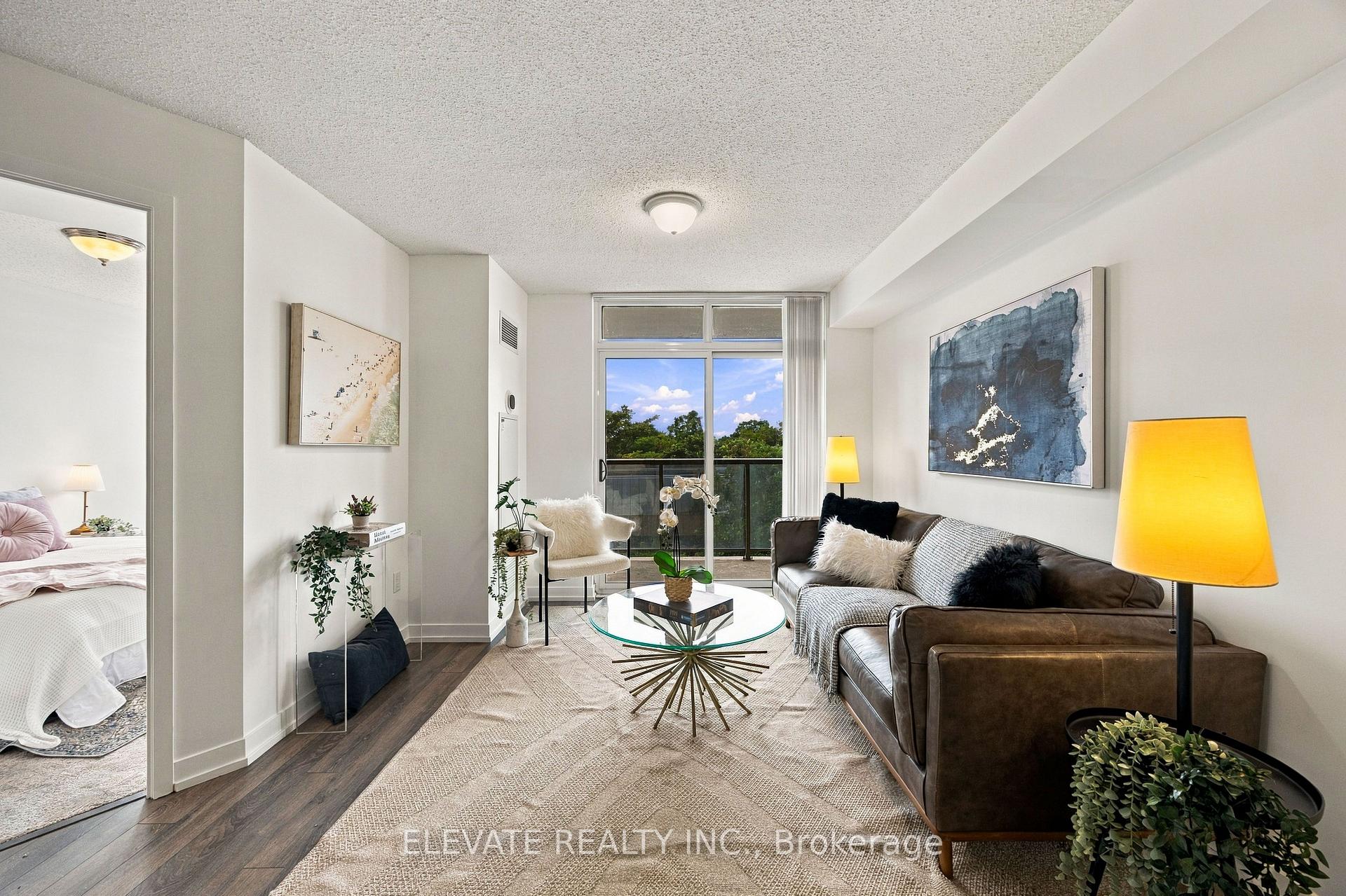 Photo 3 of Unit 408, 812 Lansdowne Avenue, Toronto, Dovercourt-Wallace Emerson-Junction — HOMEH