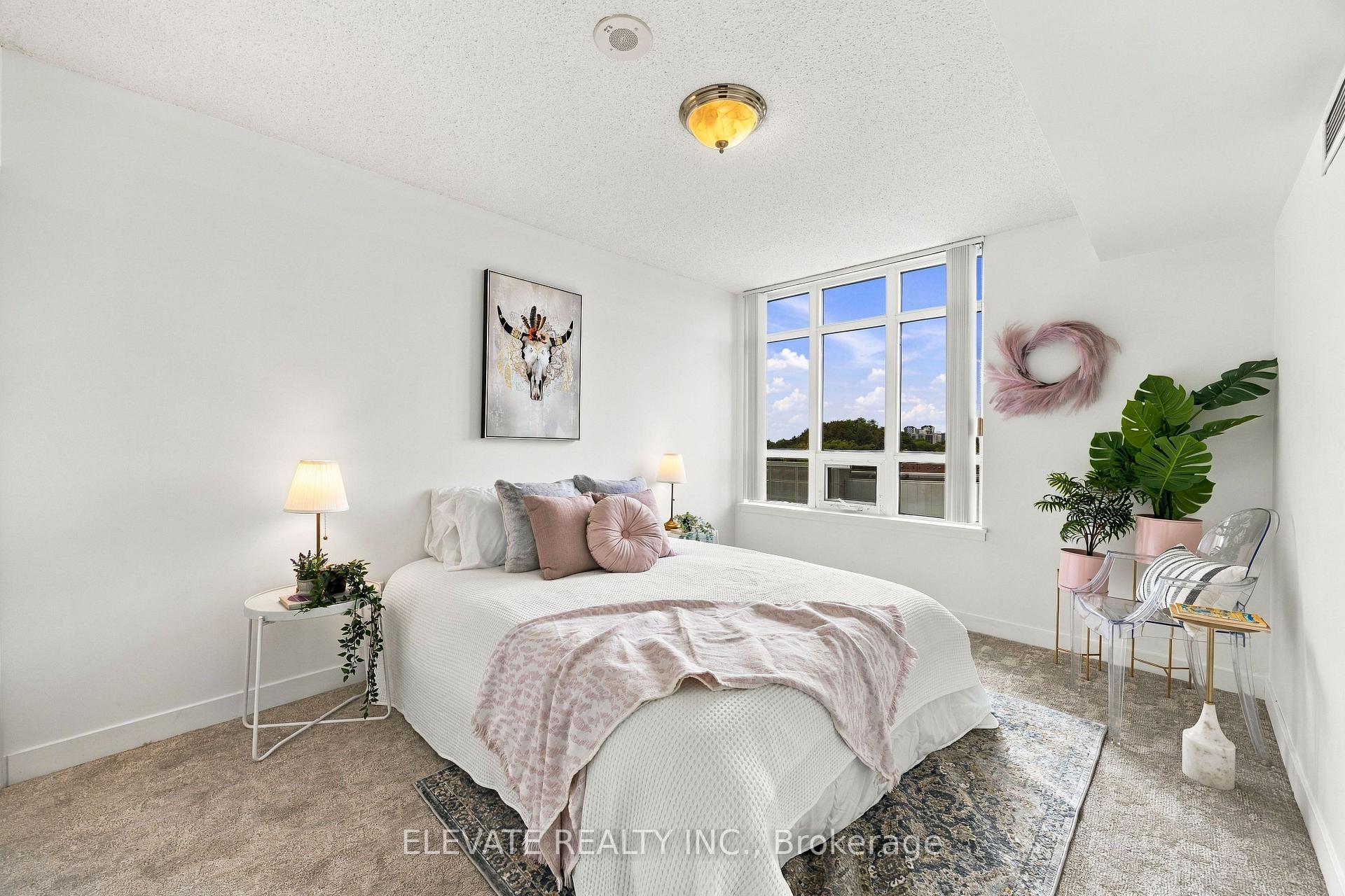 Photo 10 of Unit 408, 812 Lansdowne Avenue, Toronto, Dovercourt-Wallace Emerson-Junction — HOMEH
